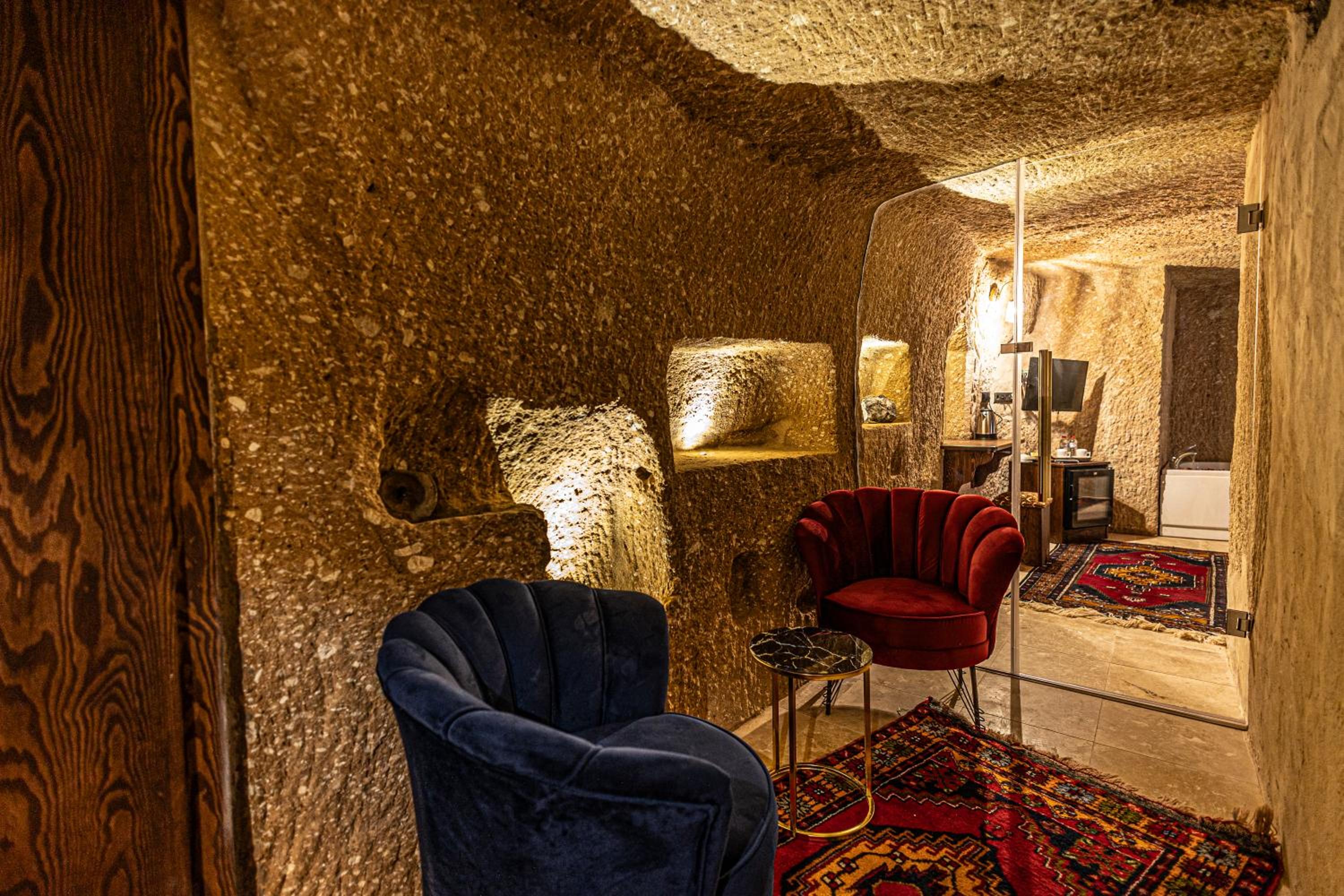 Quadruple Room - Photo 7