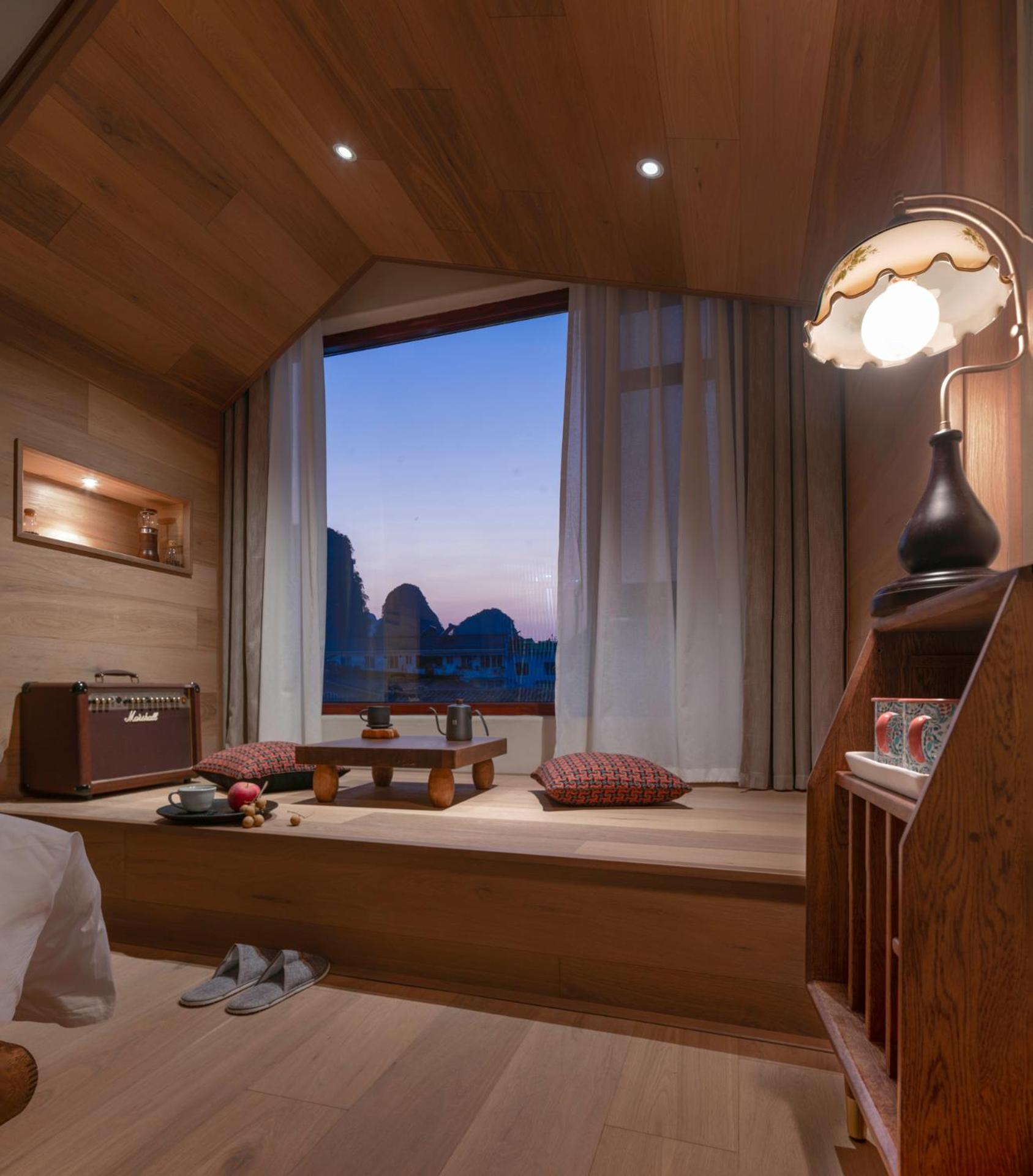 Superior King Room