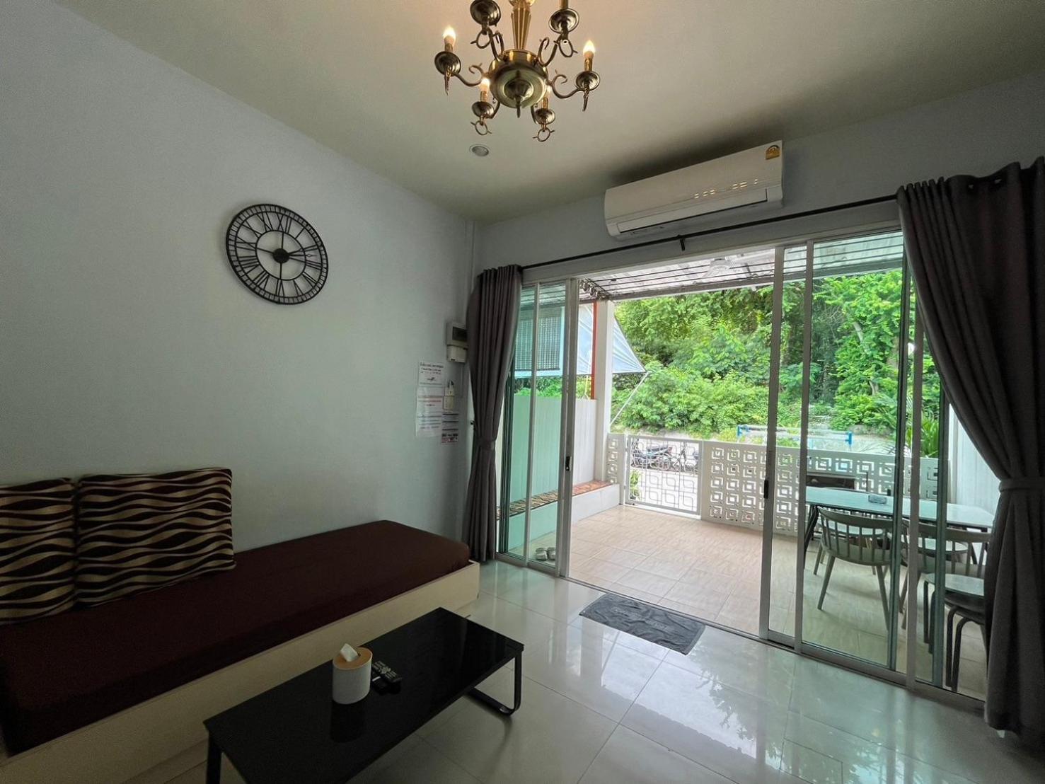 Two-Bedroom House - Photo 21