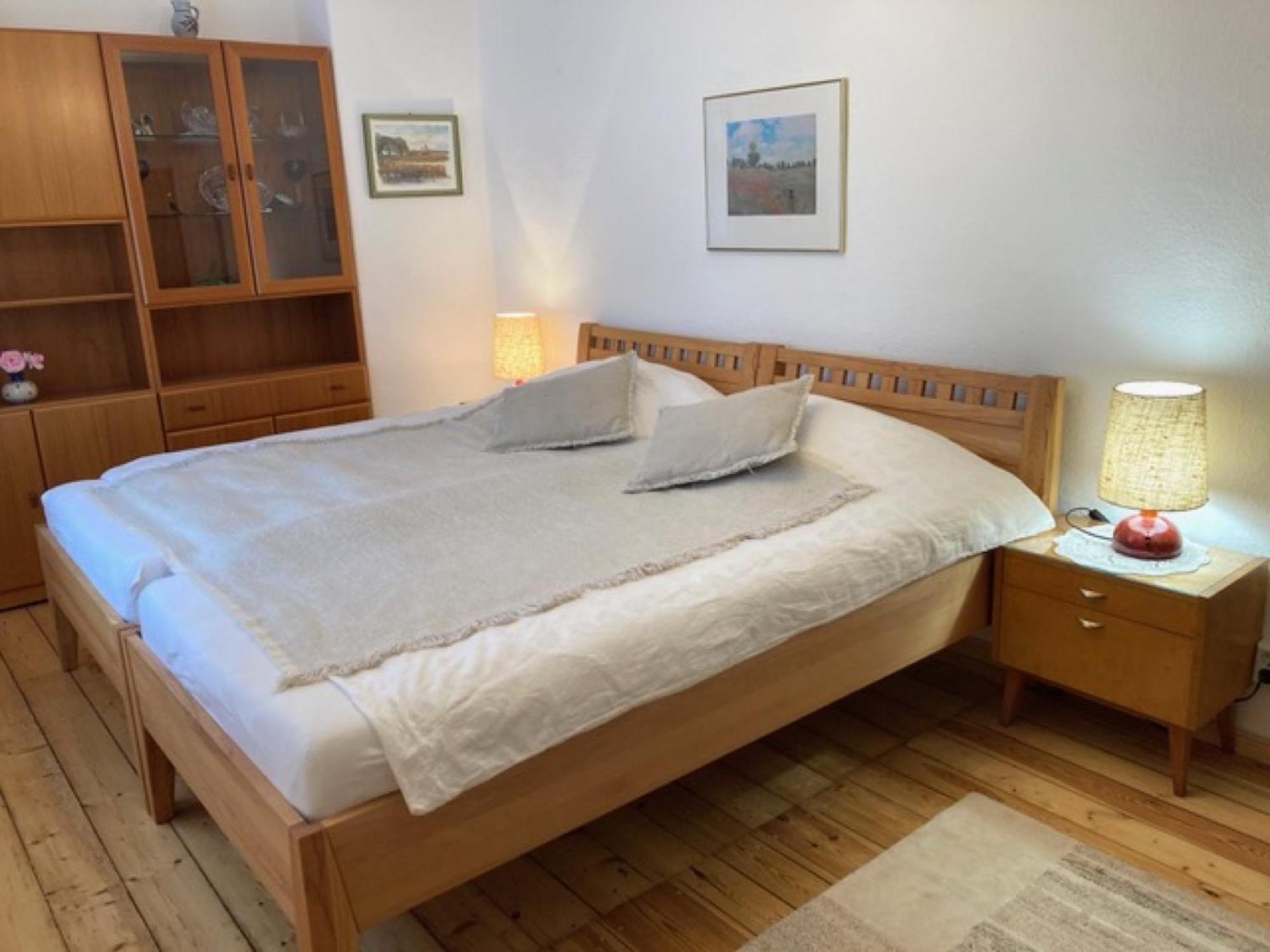 Two-Bedroom Deluxe Apartment with Garden View photo 3