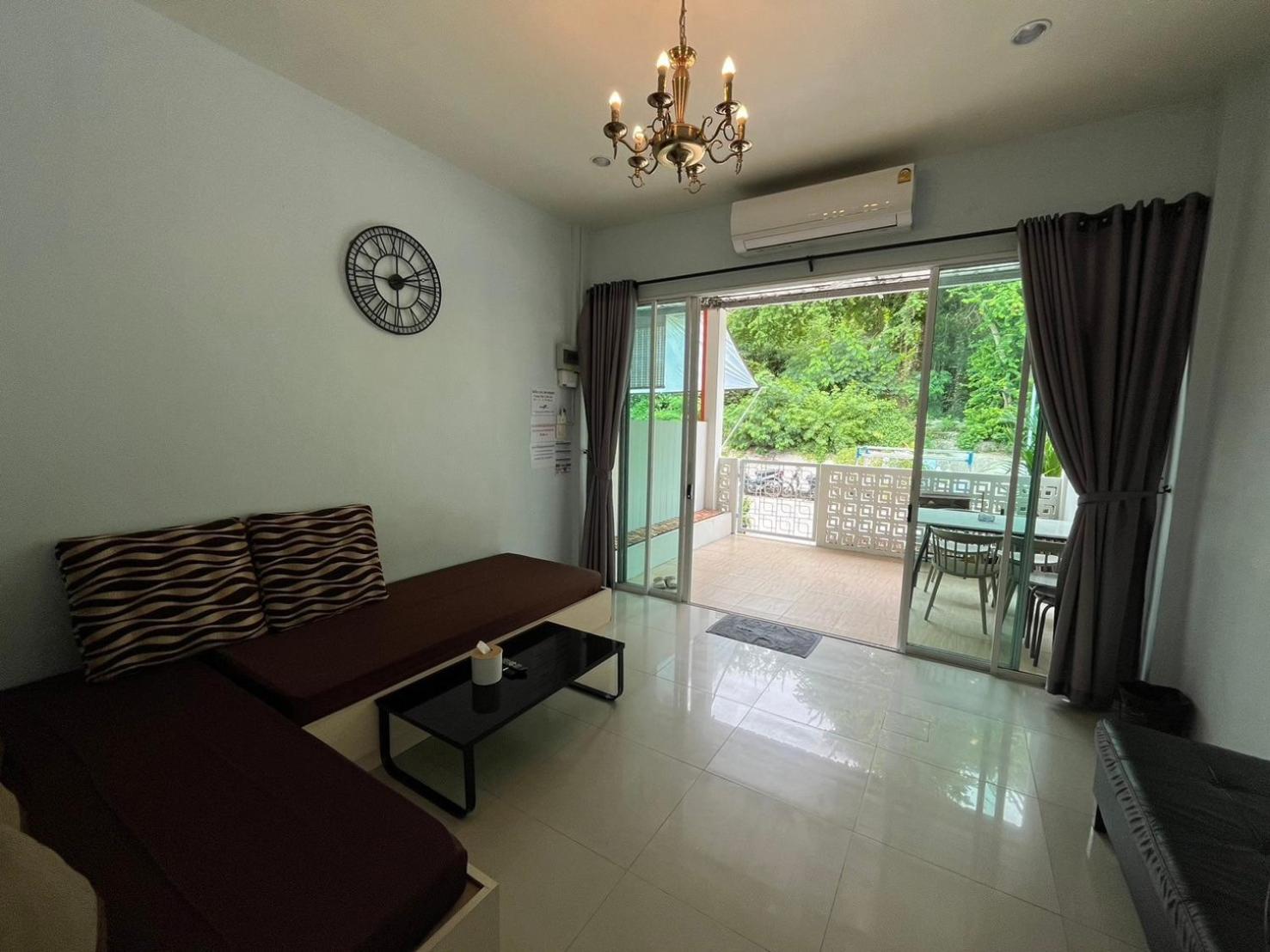 Two-Bedroom House - Photo 13