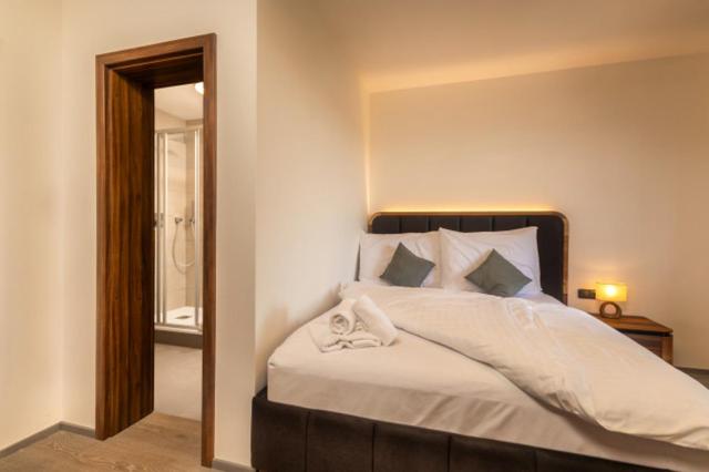 Deluxe Double Room with Castle View photo 1