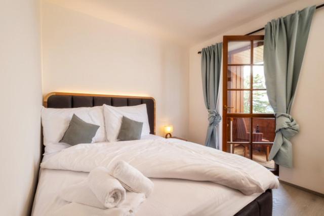 Deluxe Double Room with Castle View photo 2
