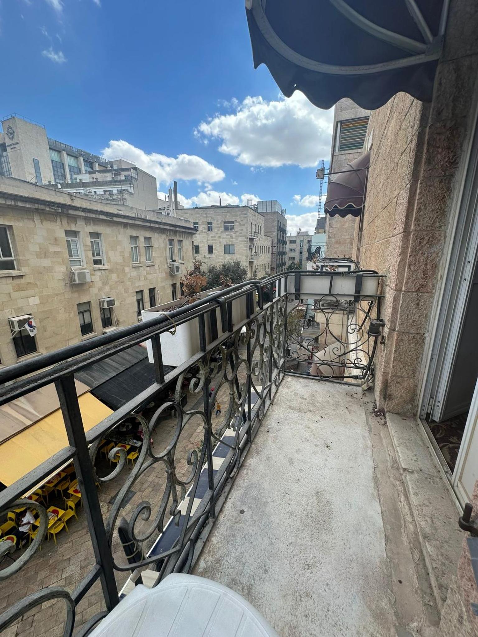 Superior Double Room with Balcony - Photo 8