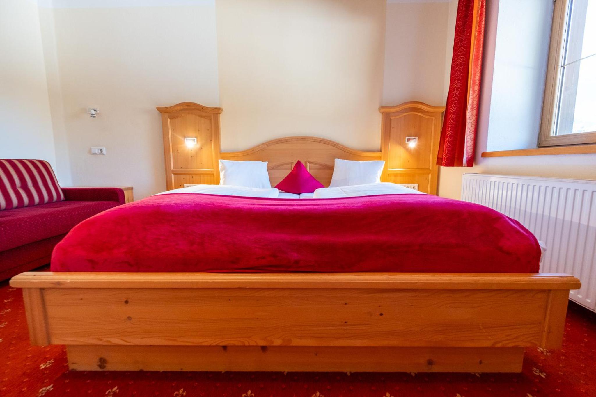 Double Room with Balcony photo 3