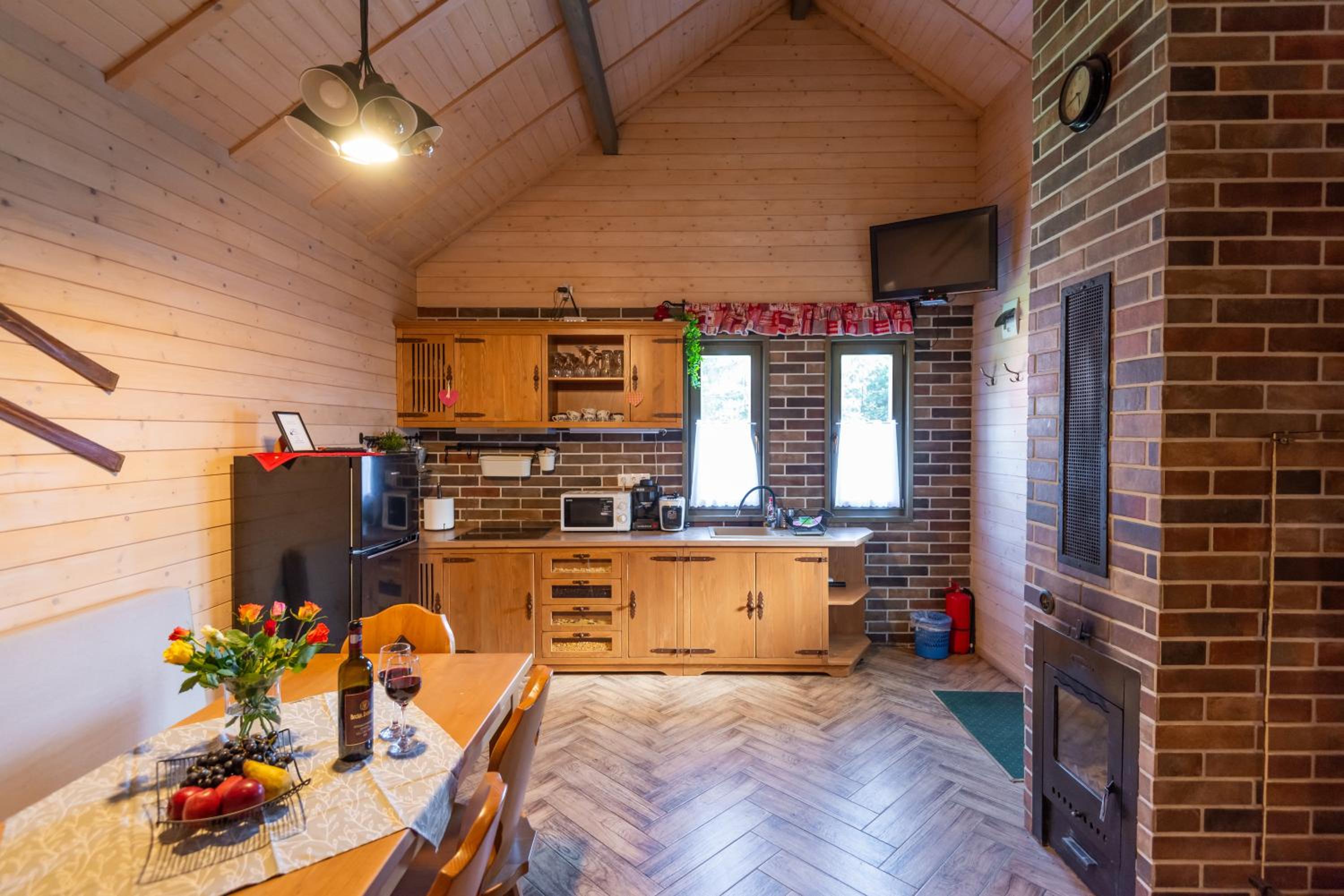 Three-Bedroom Chalet - Photo 10