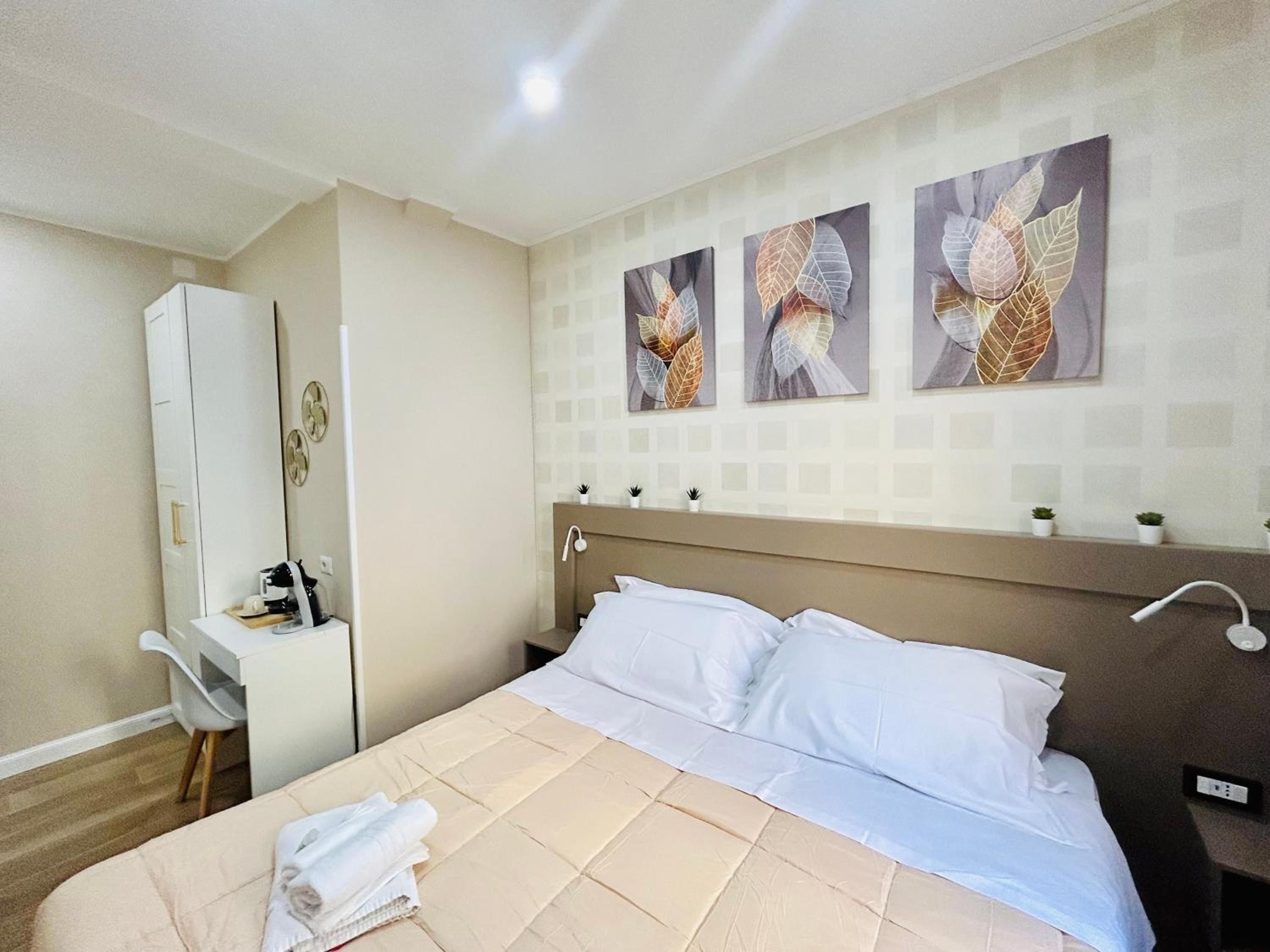 Deluxe King Room