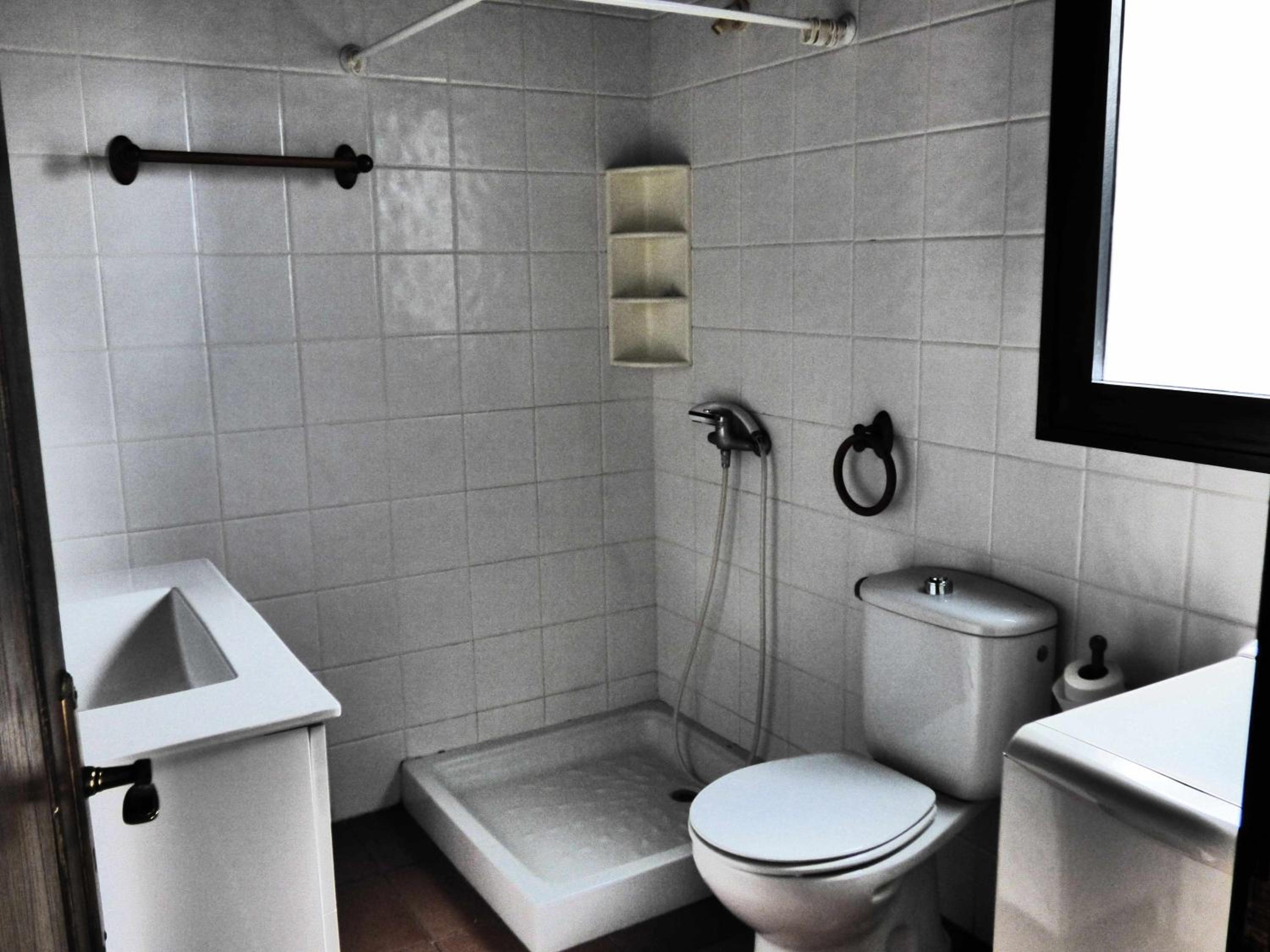 Deluxe One-Bedroom Apartment with Ocean View photo 2