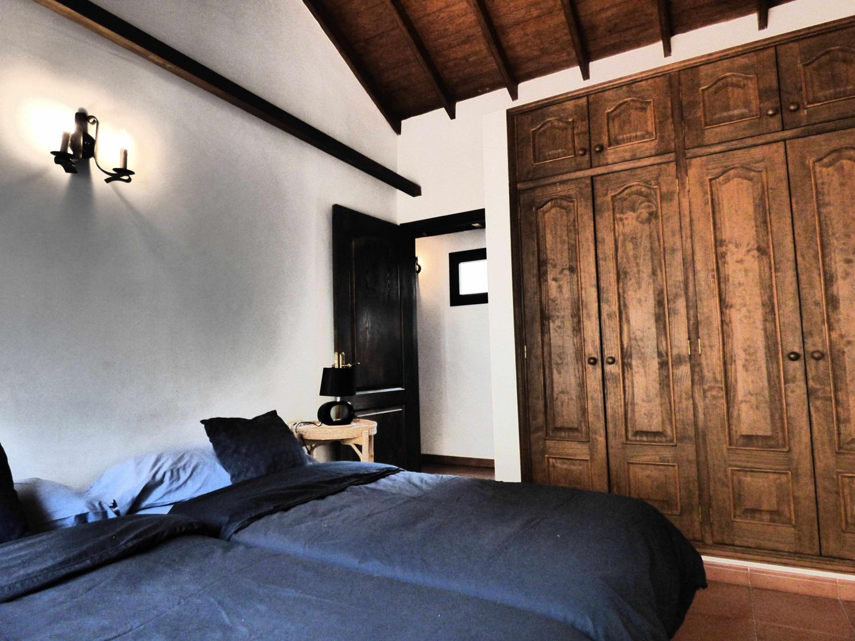 Deluxe One-Bedroom Apartment with Ocean View photo 3