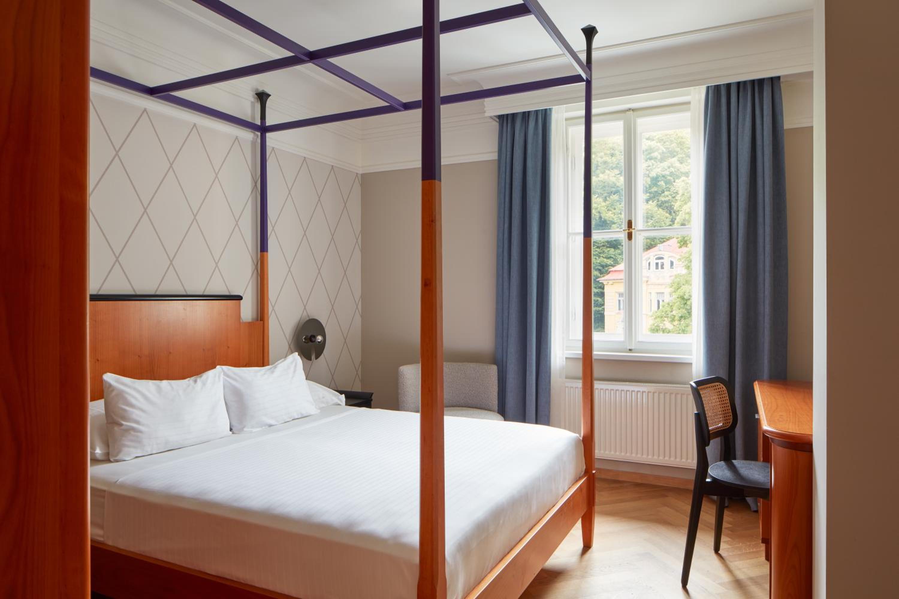 Single Room with Wellness Access