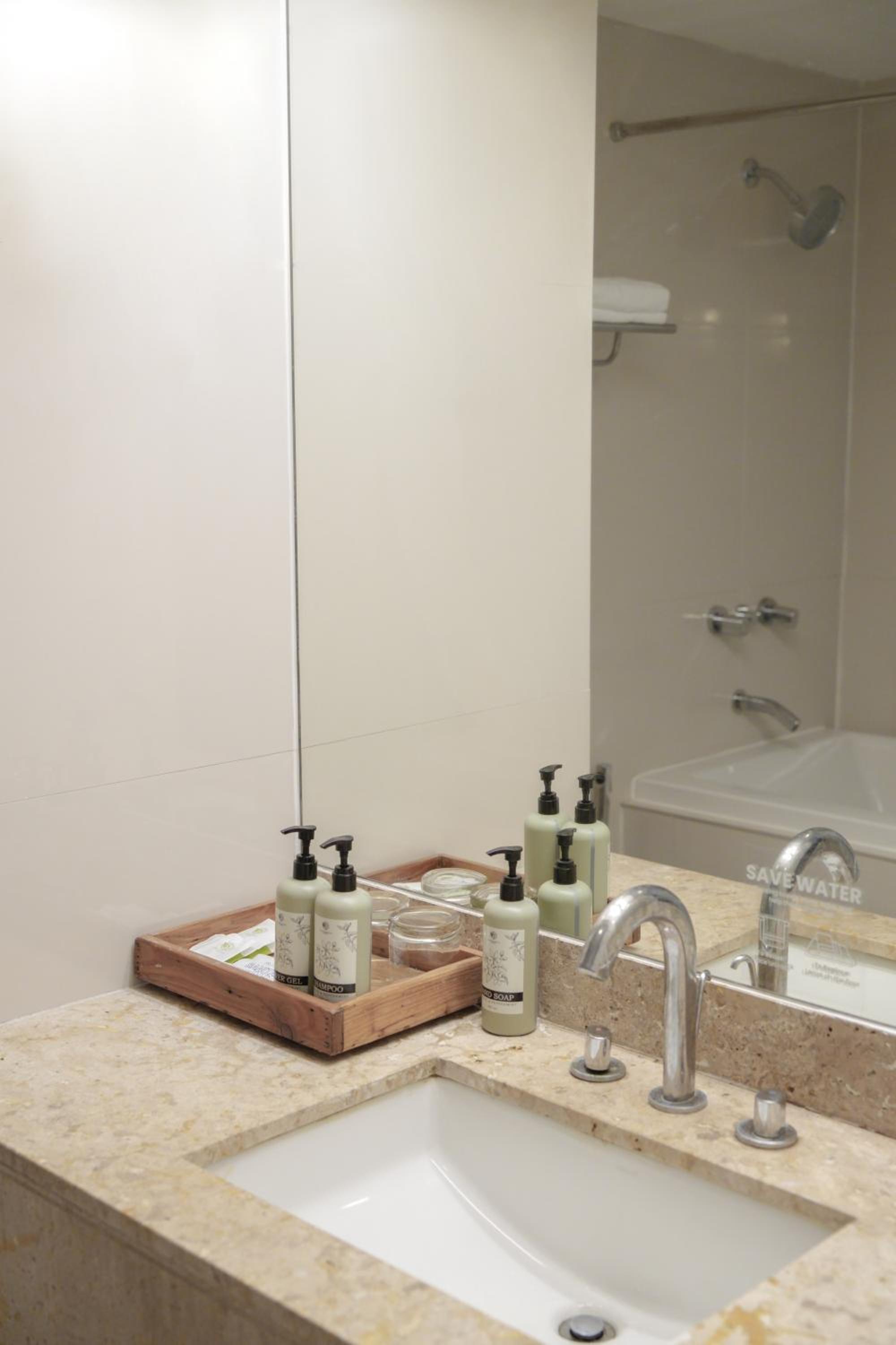 Deluxe Double Room - Photo 7