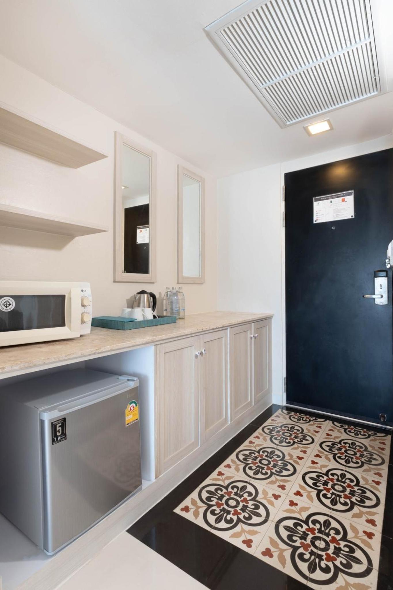 Two-Bedroom Embrace Suite - Photo 8