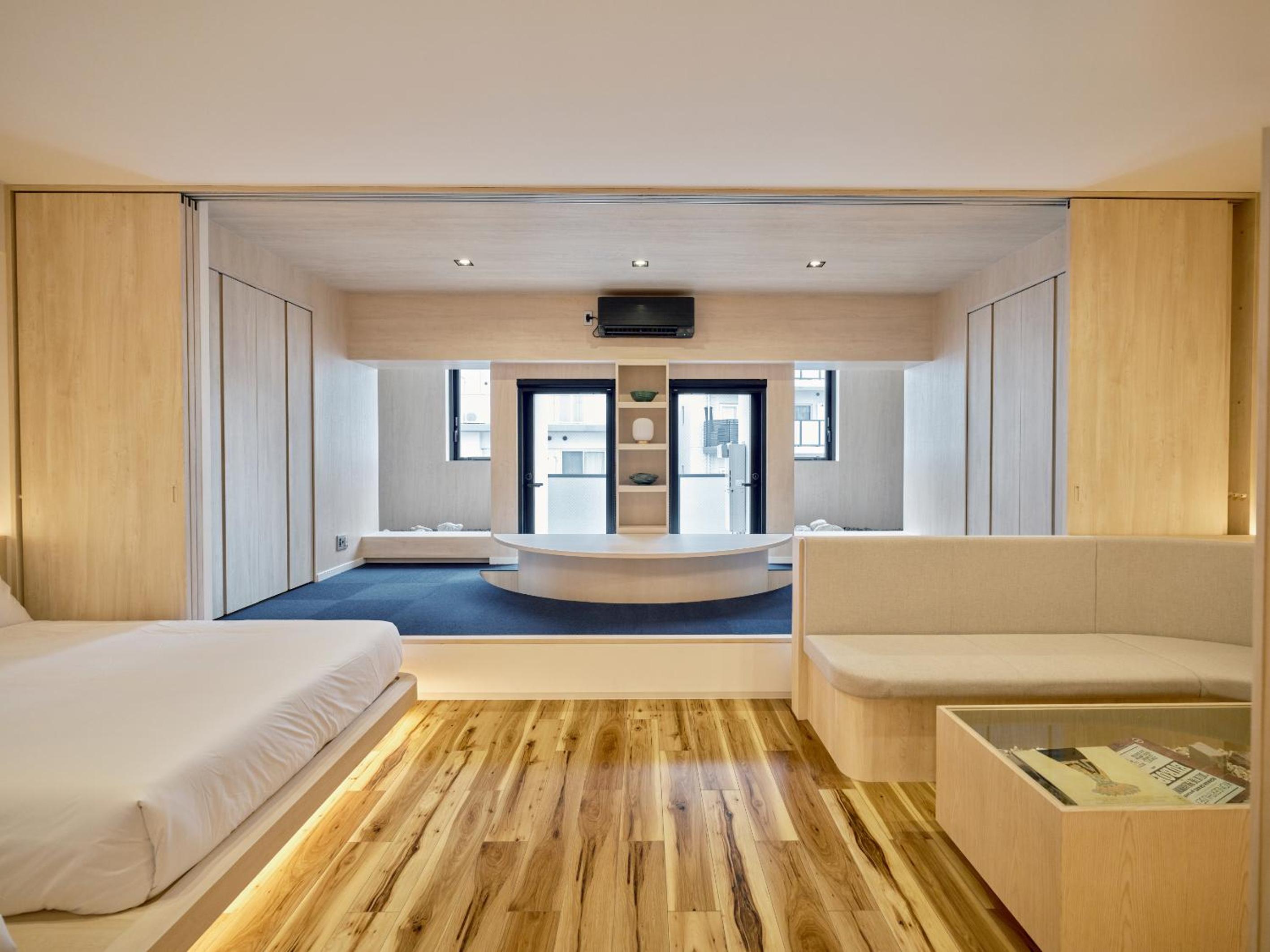 Royal Suite with Double Beds (Highest Floor)