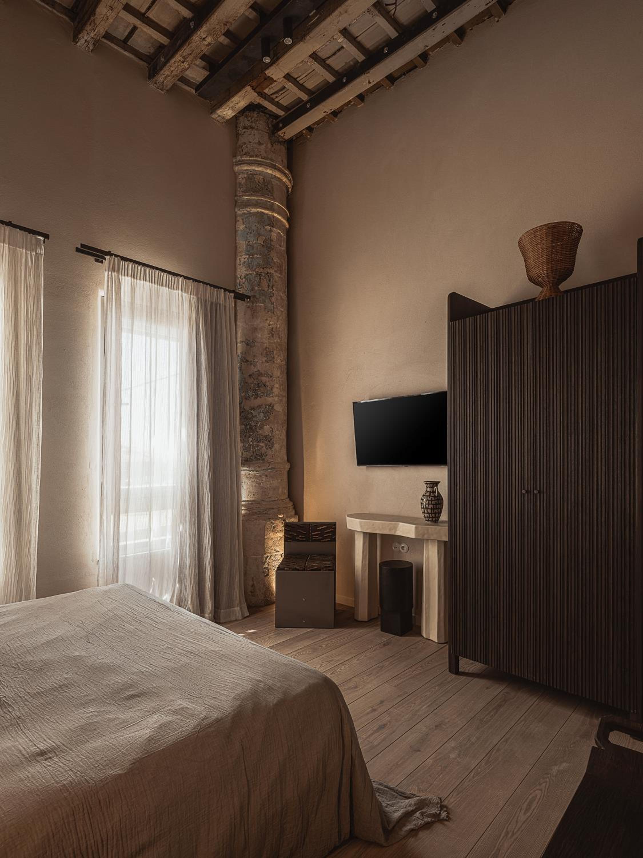 Deluxe Suite with Sea View