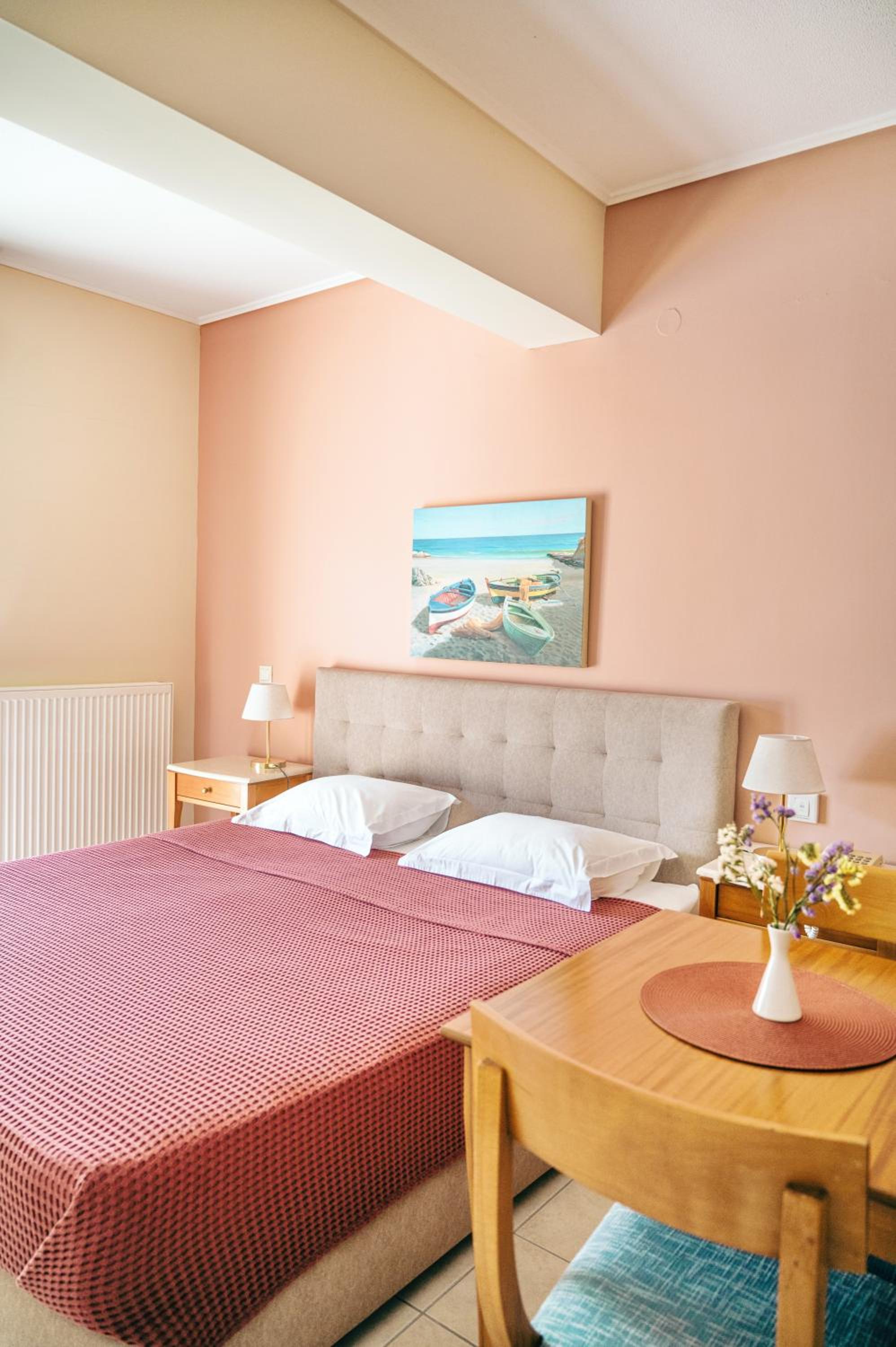 Double Room - Photo 2