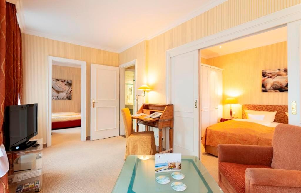 Two-Bedroom Suite