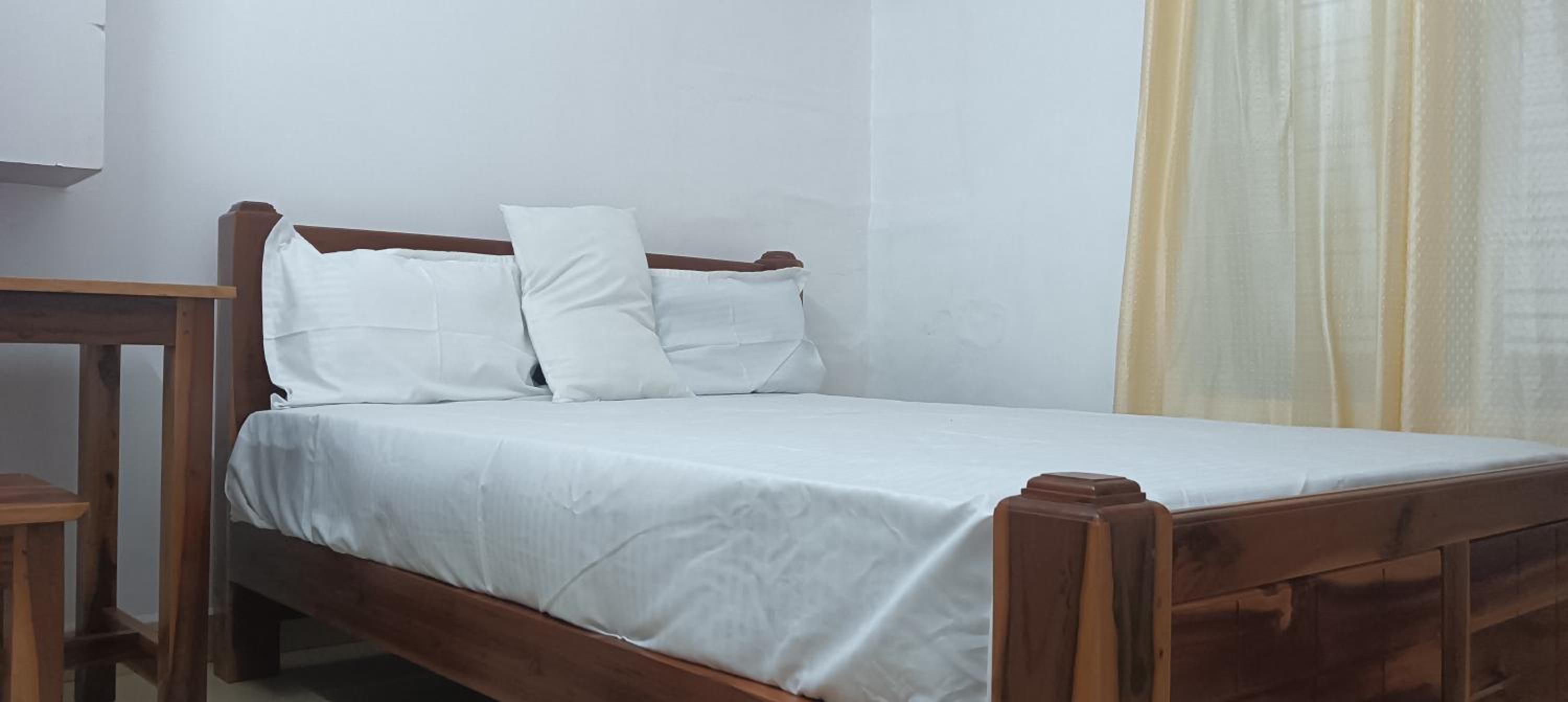 Deluxe Double Room (2 Adults + 1 Child) photo 1