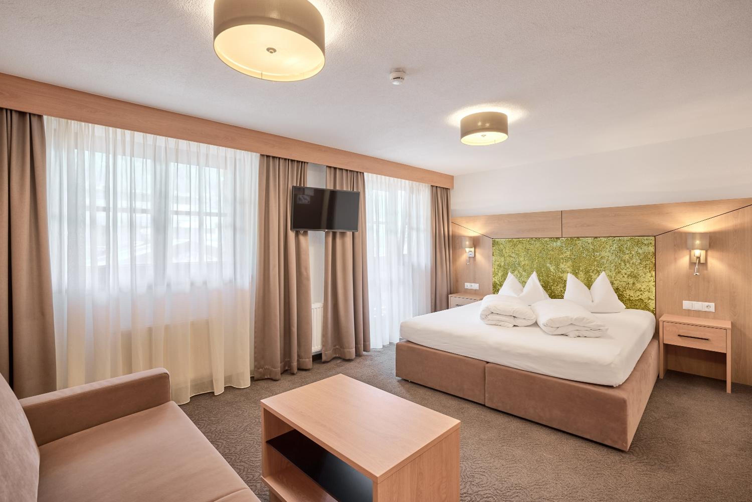 Deluxe Quadruple Room