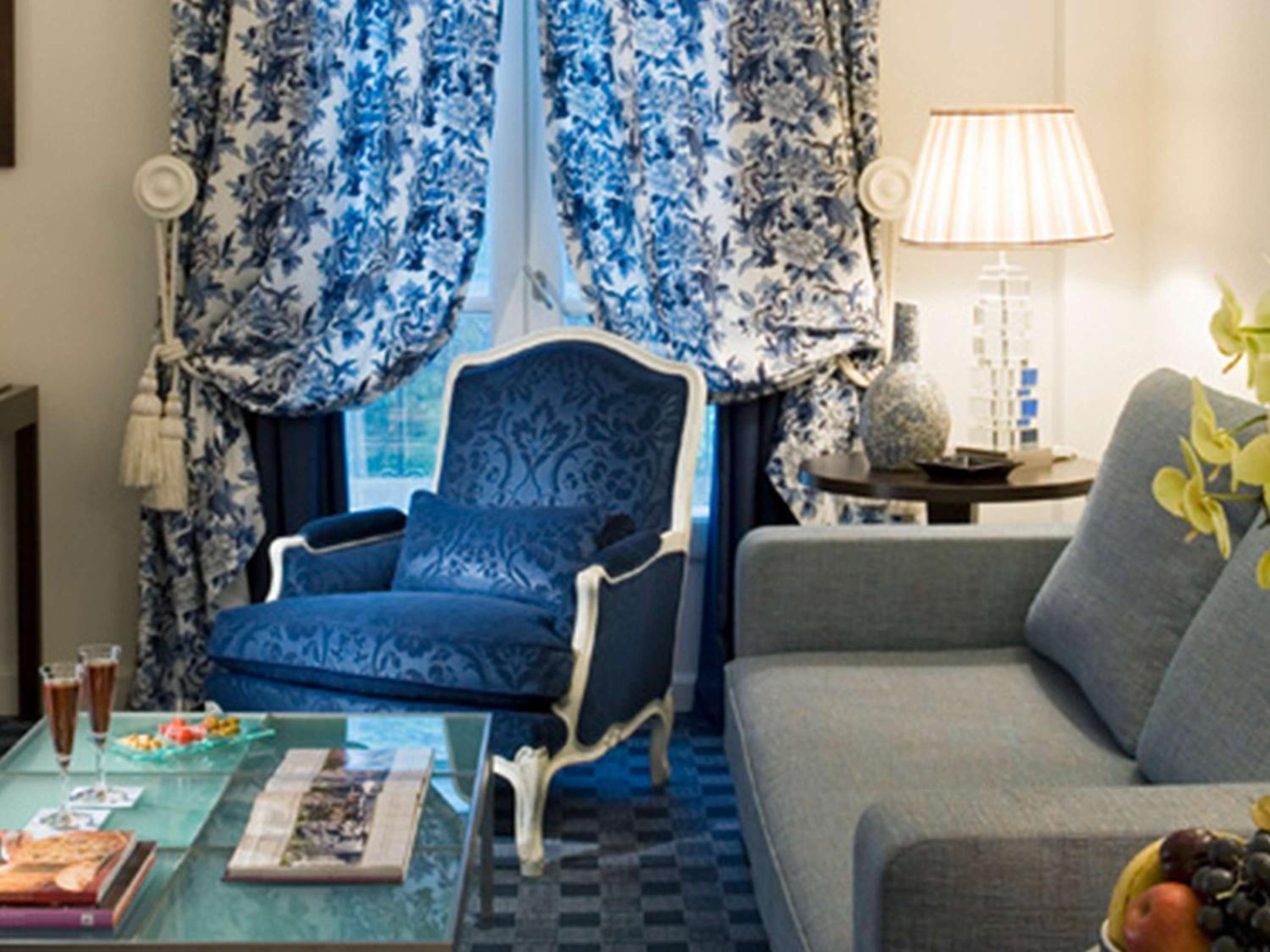 Junior Double Suite with City View