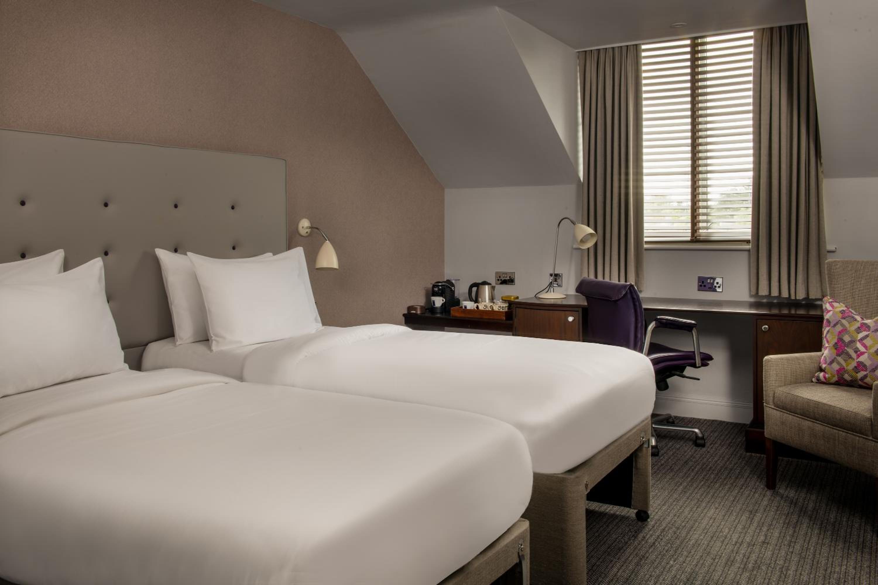 Signature Double or Twin Room - Photo 2