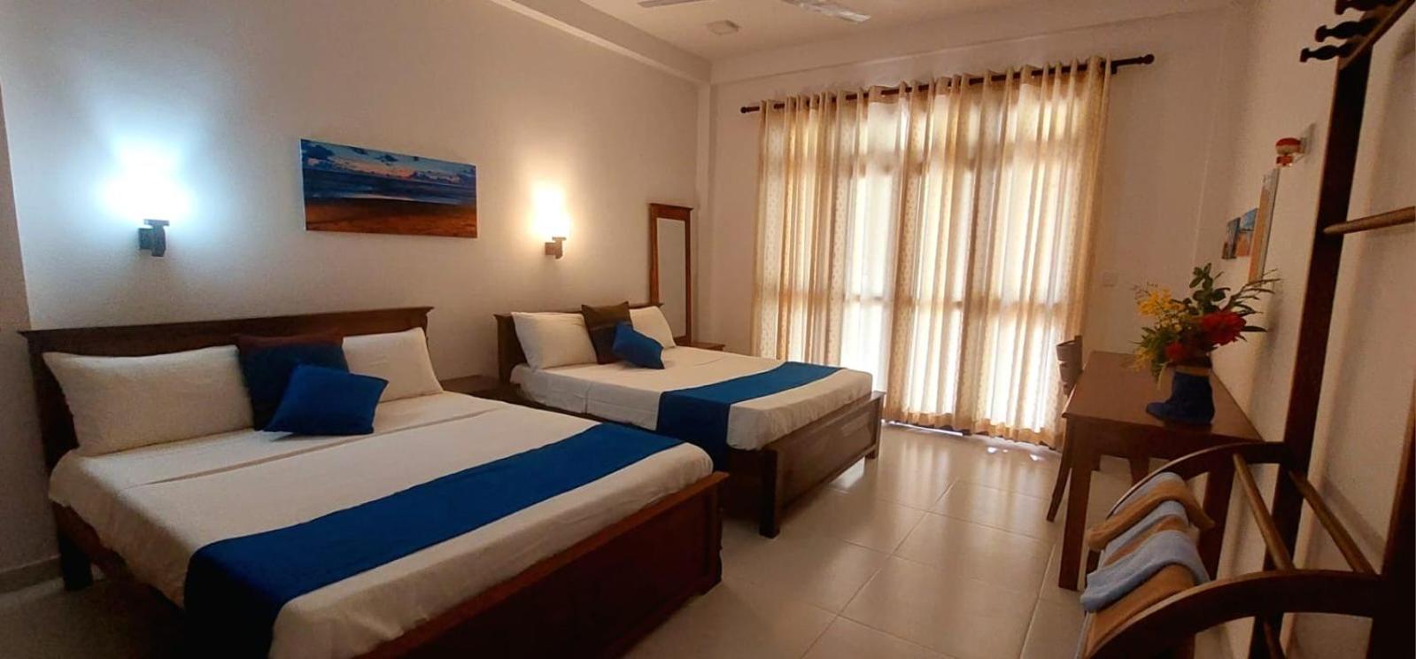 Family Room with Sea View photo 3