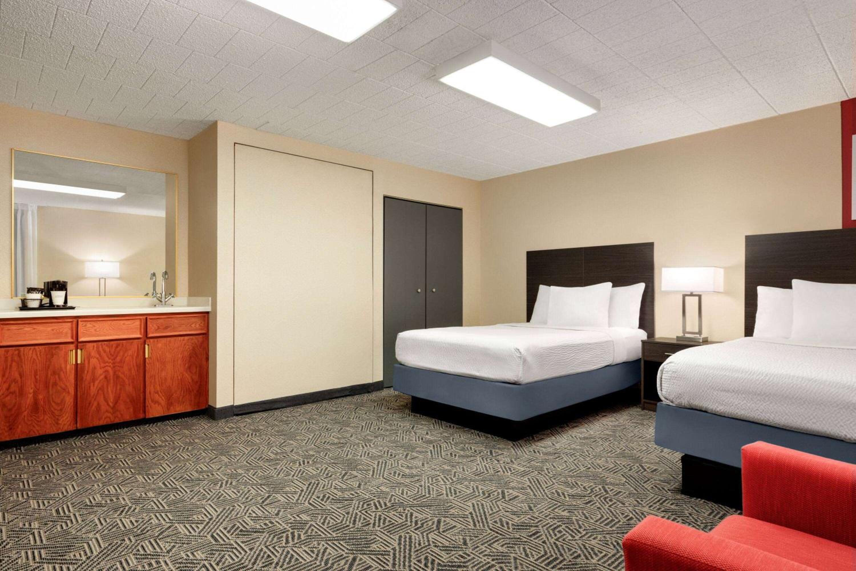 Double Suite - Second Floor/Non-Smoking photo 1