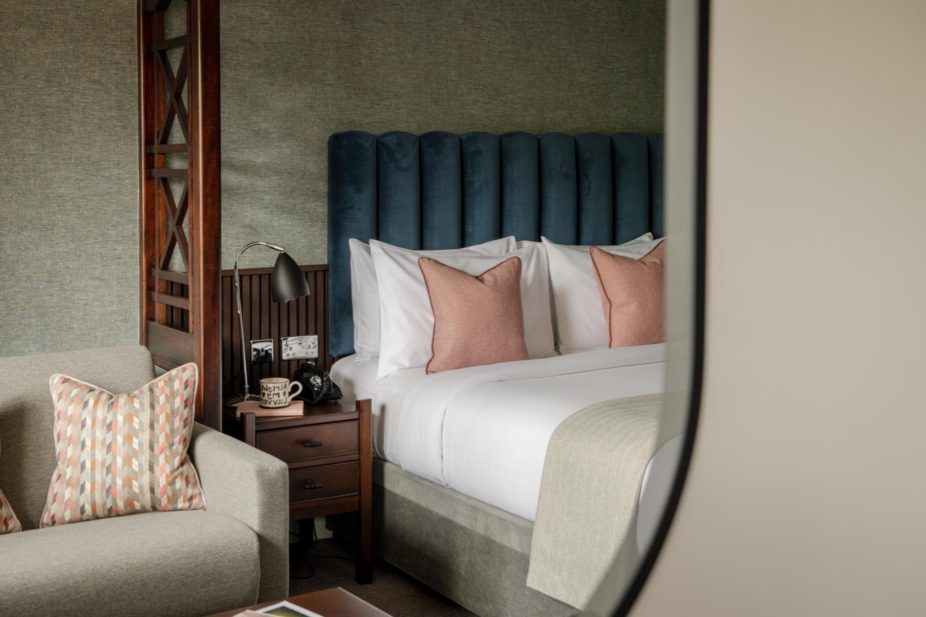 Signature Double Room - Photo 4