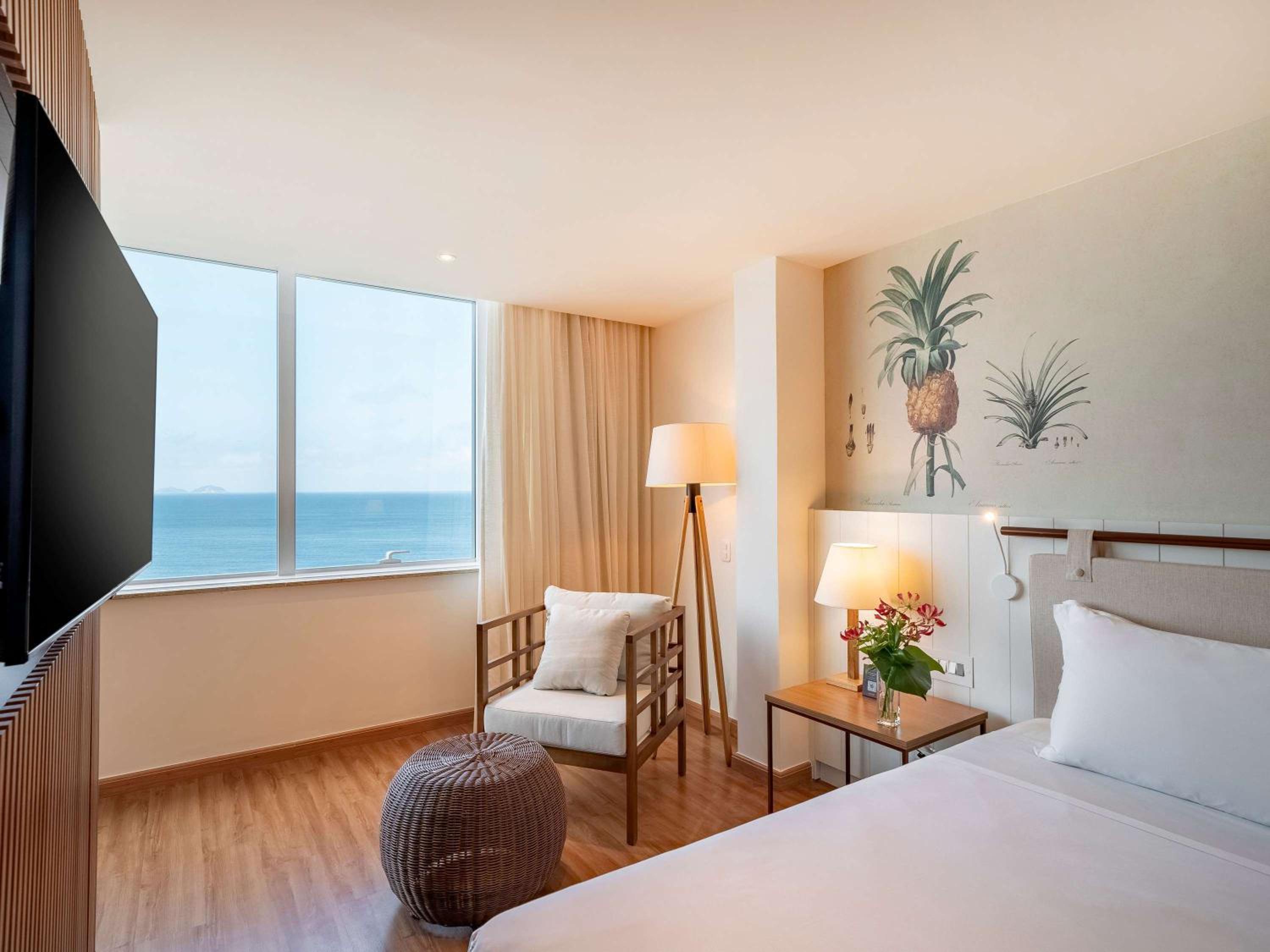 Executive King Suite with Sea View - Photo 1