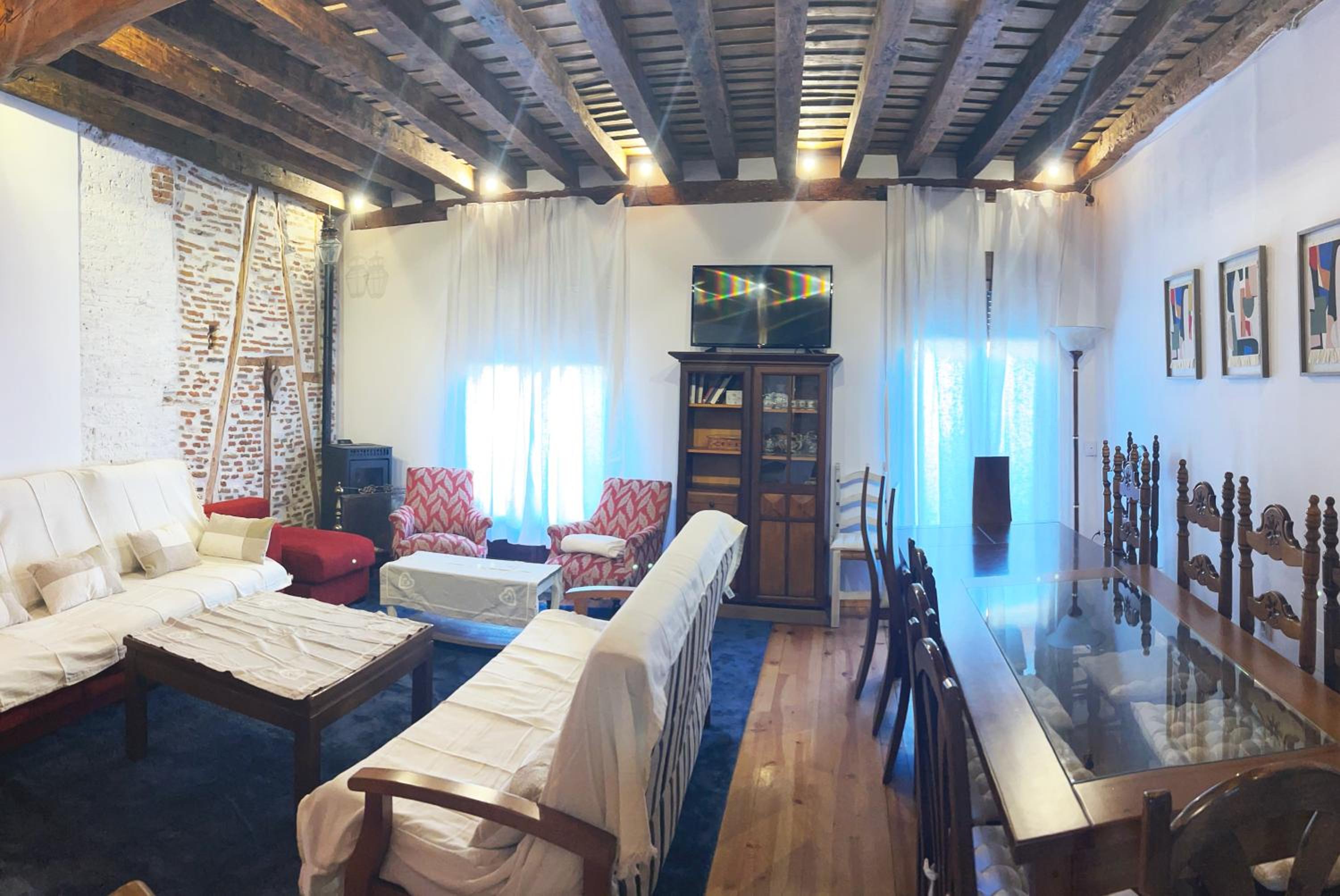 Casa adosada de tres habitaciones