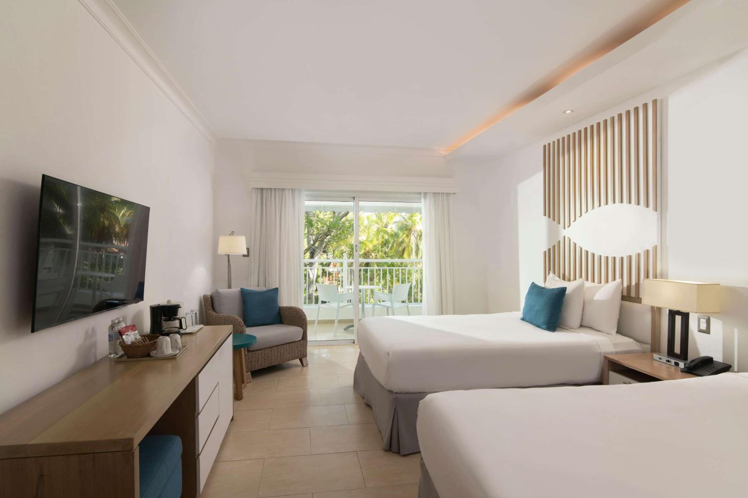 Premium Room with Two Double Beds and Garden View