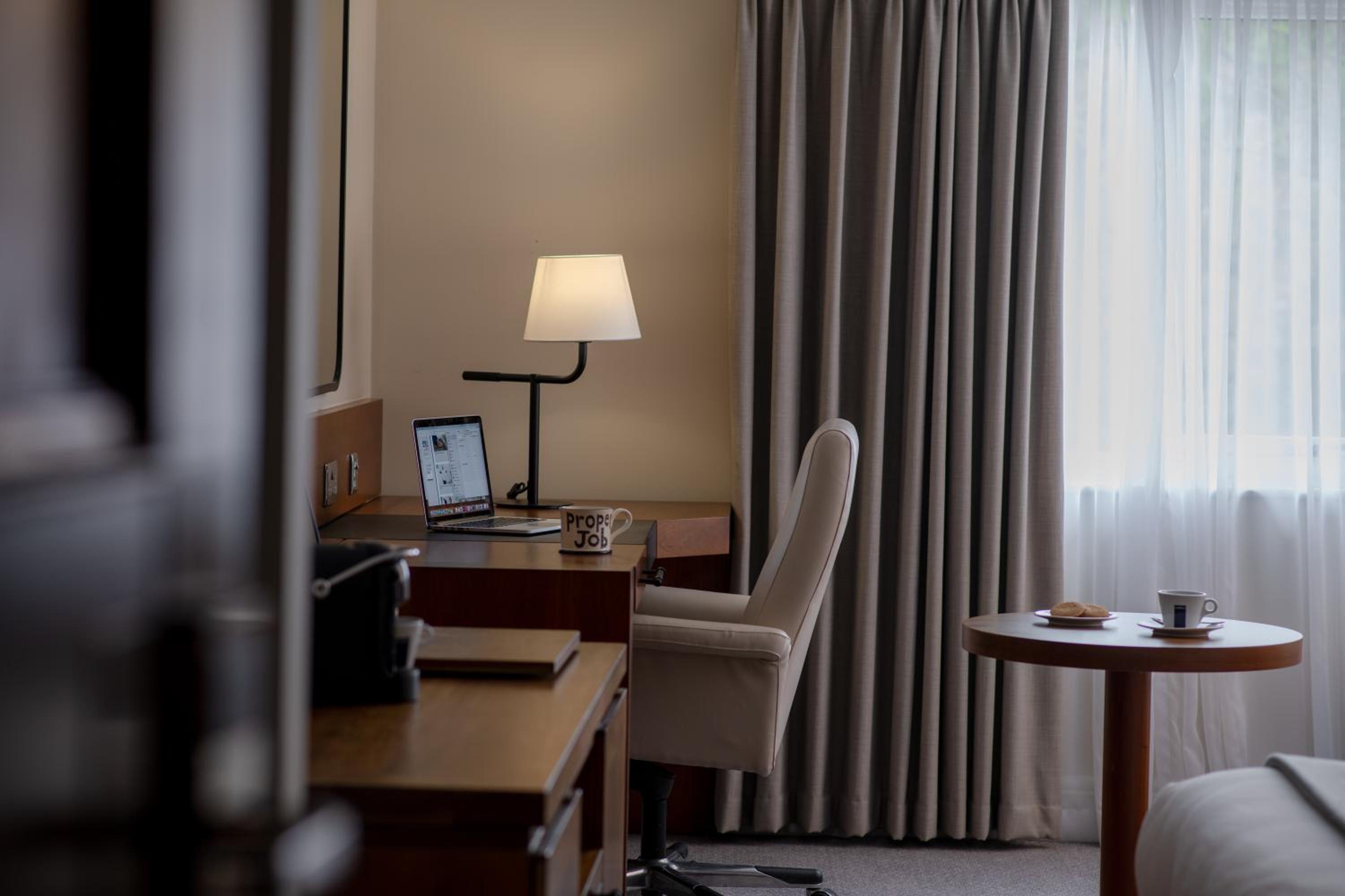 Standard Double or Twin Room - Photo 4