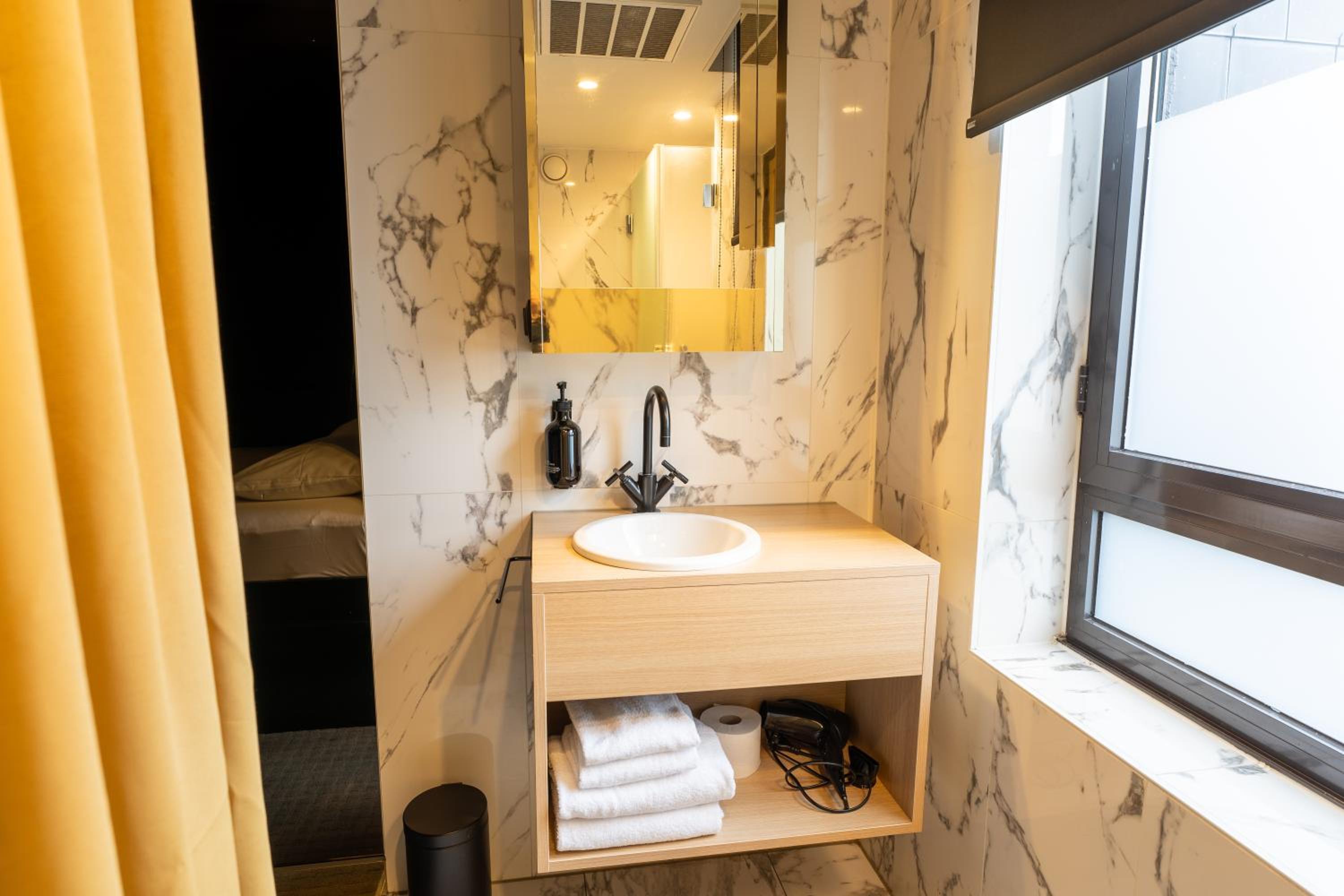 Standard Double Room - Photo 20