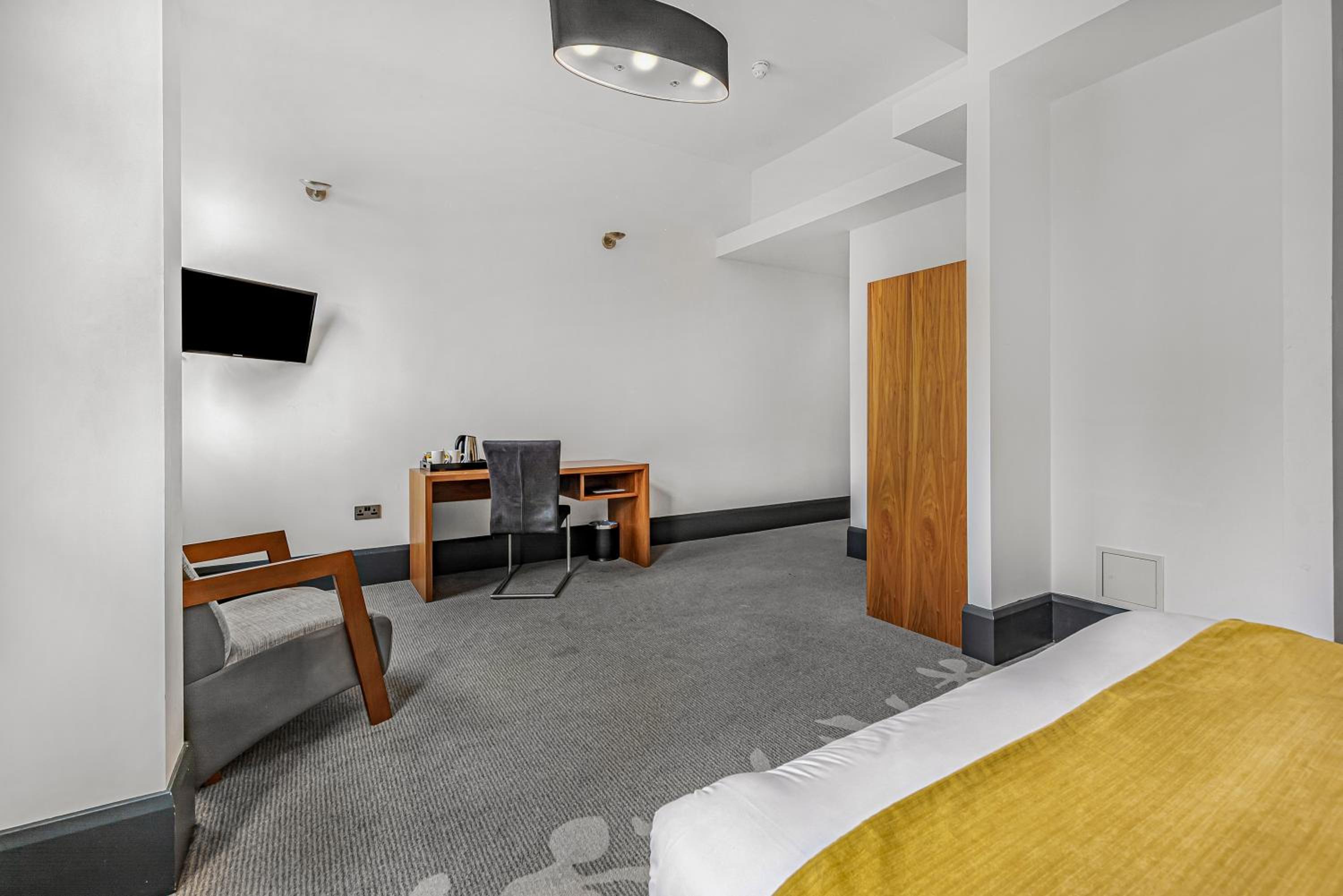 Standard Double Room photo 2