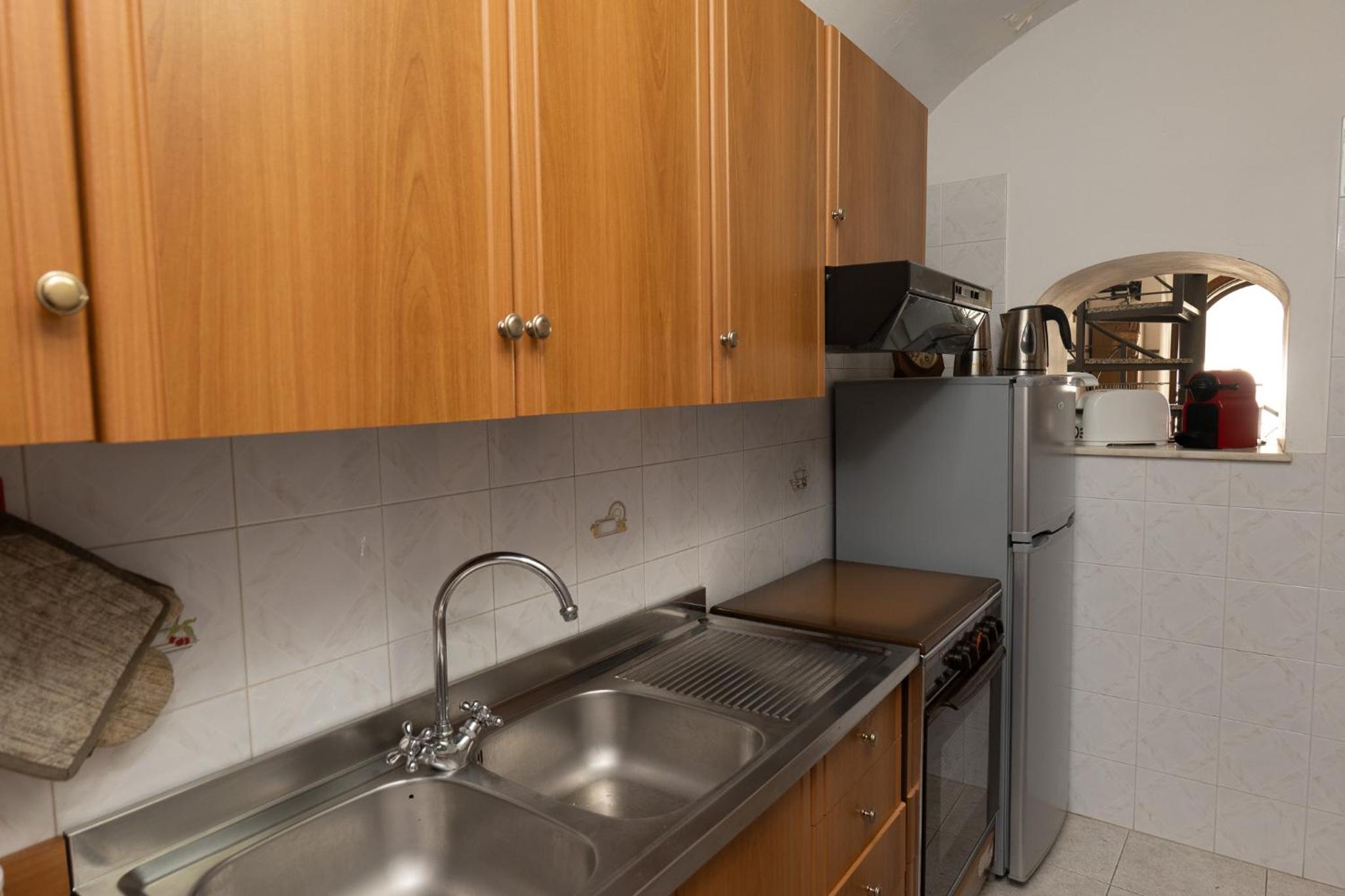One-Bedroom House - Photo 23