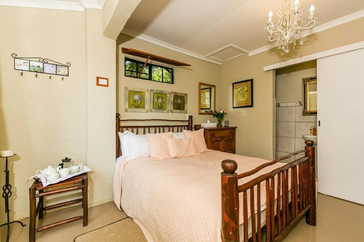 Family Suite with Balcony - Photo 1