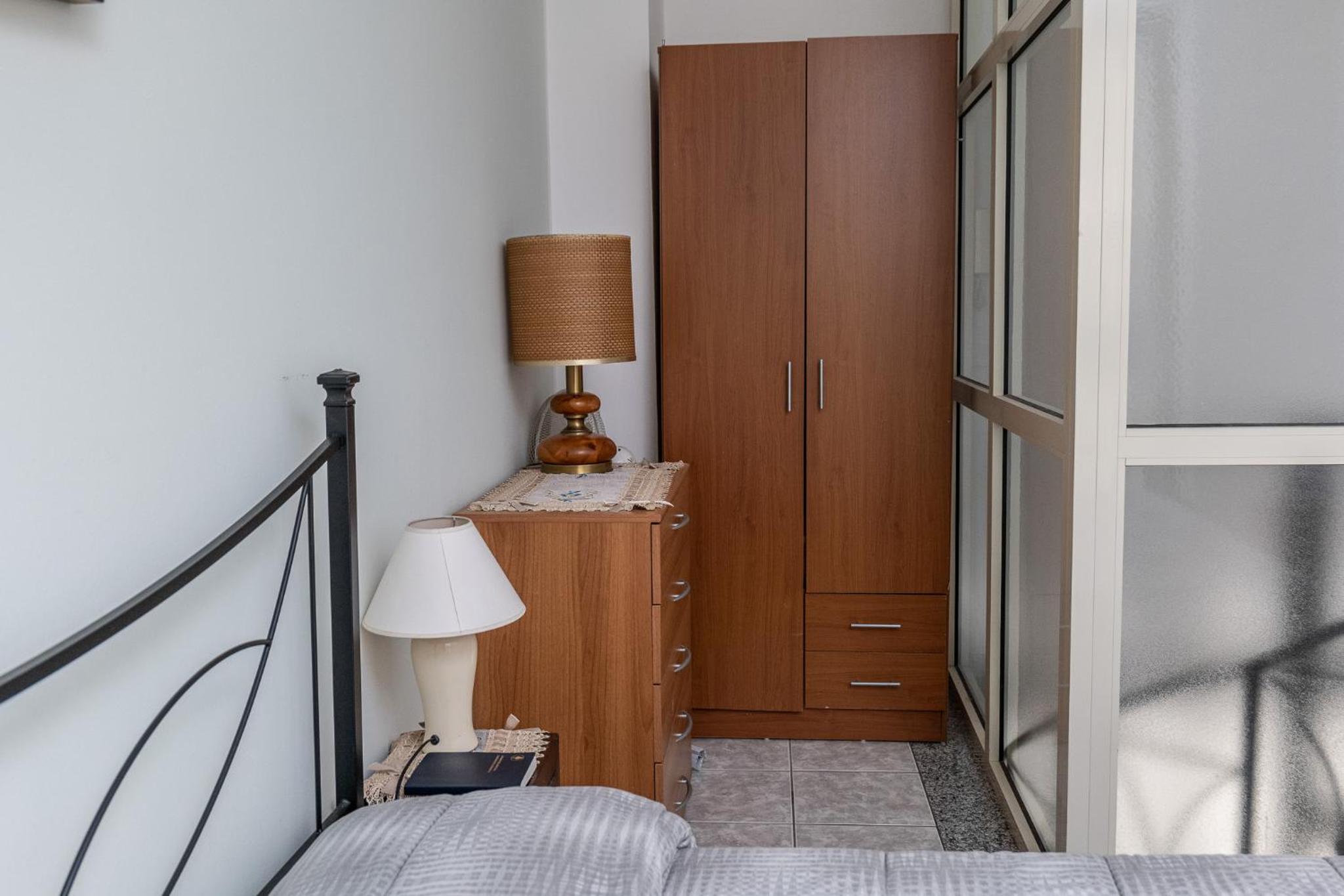 One-Bedroom House - Photo 31
