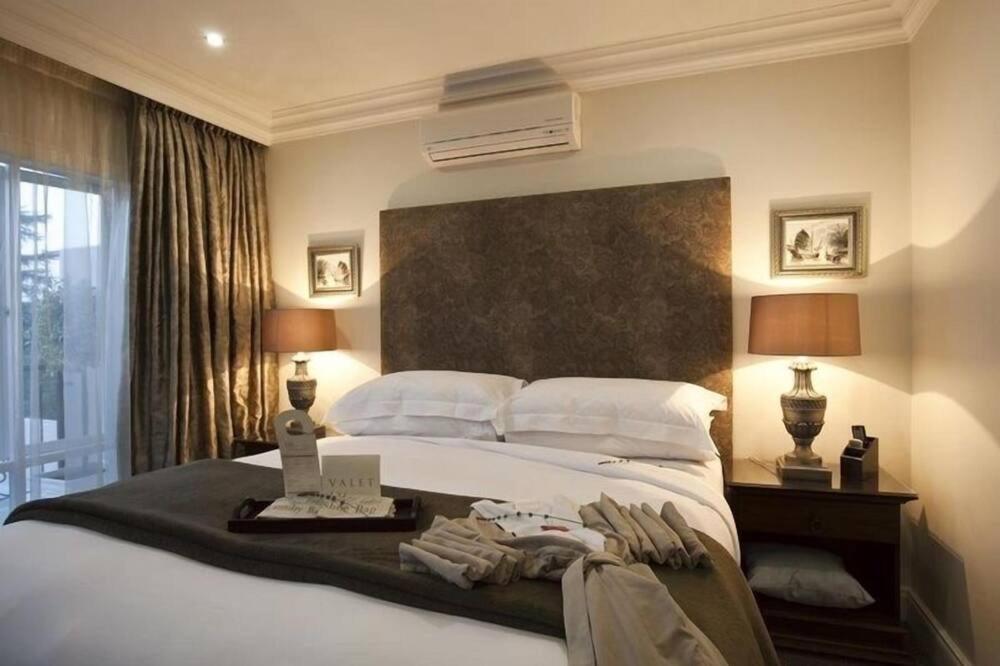 Business King Room photo 1