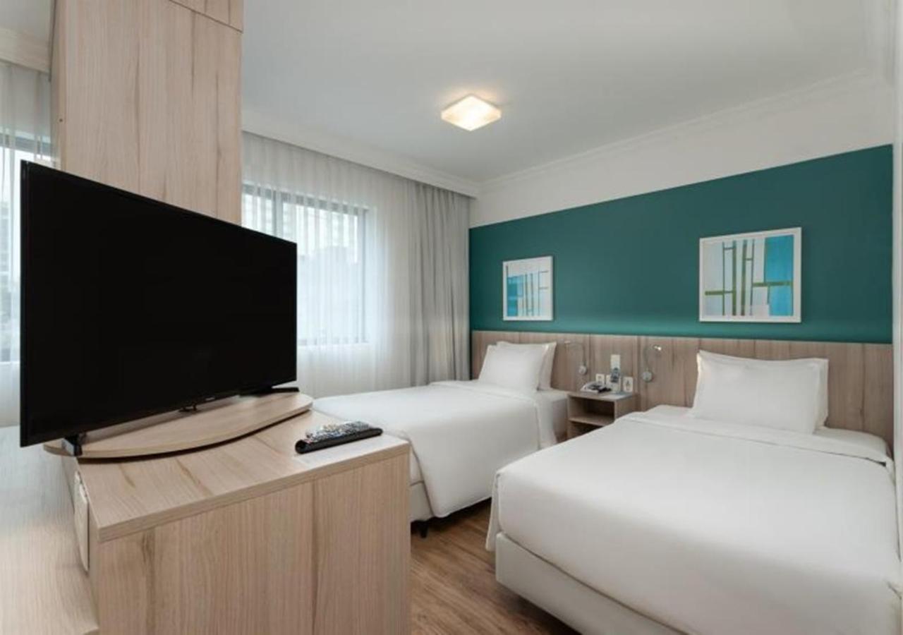 Deluxe Executive Twin Room - Photo 1