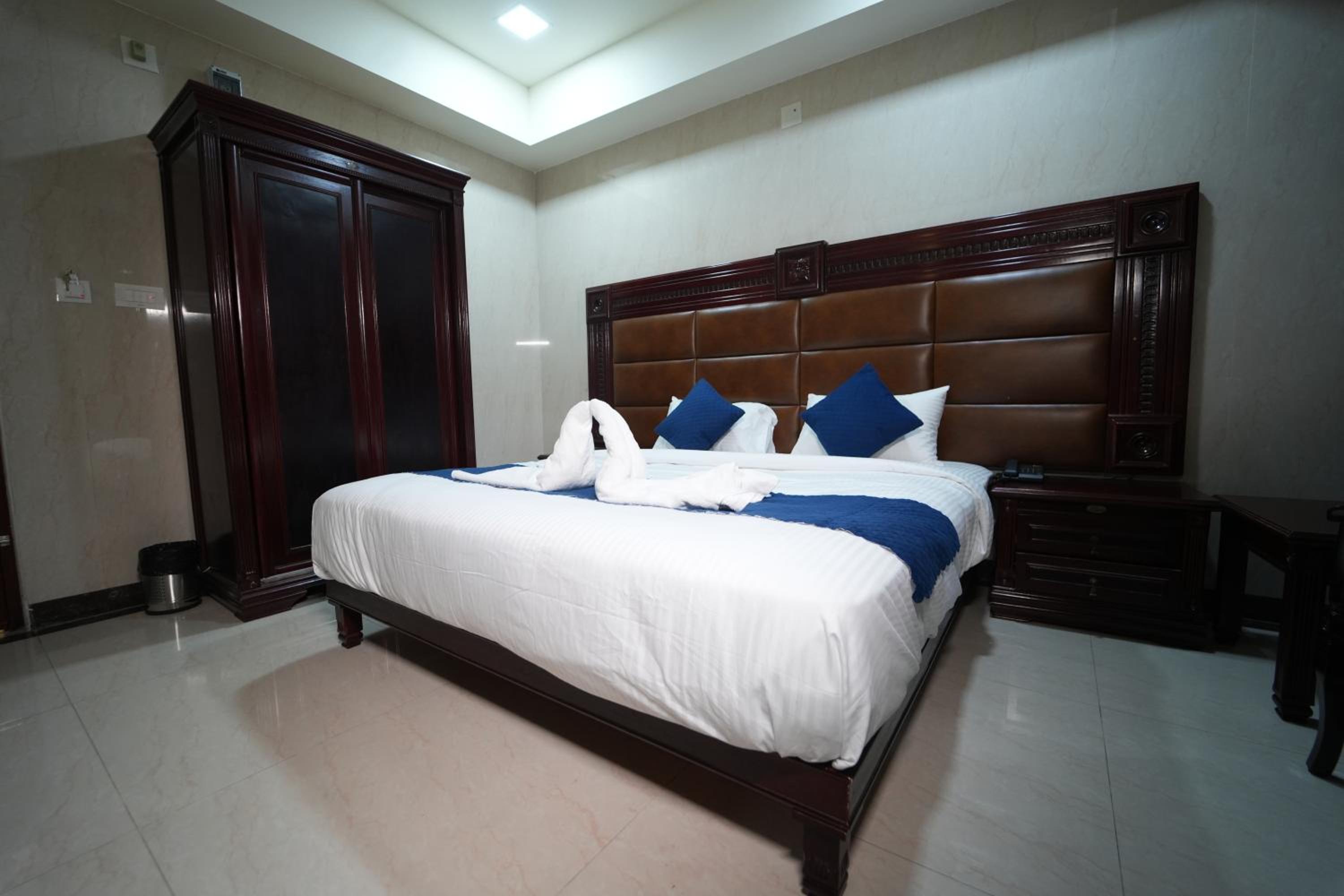 Deluxe Suite photo 3