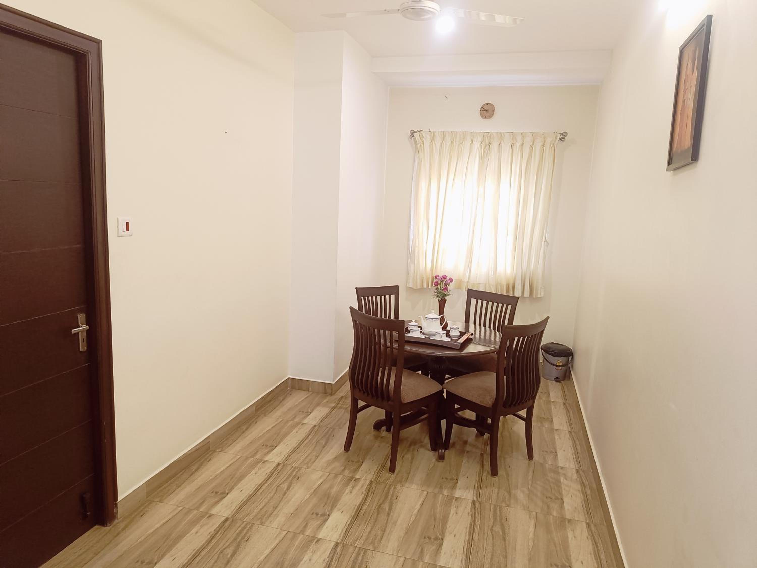 Standard Double Room - Photo 16