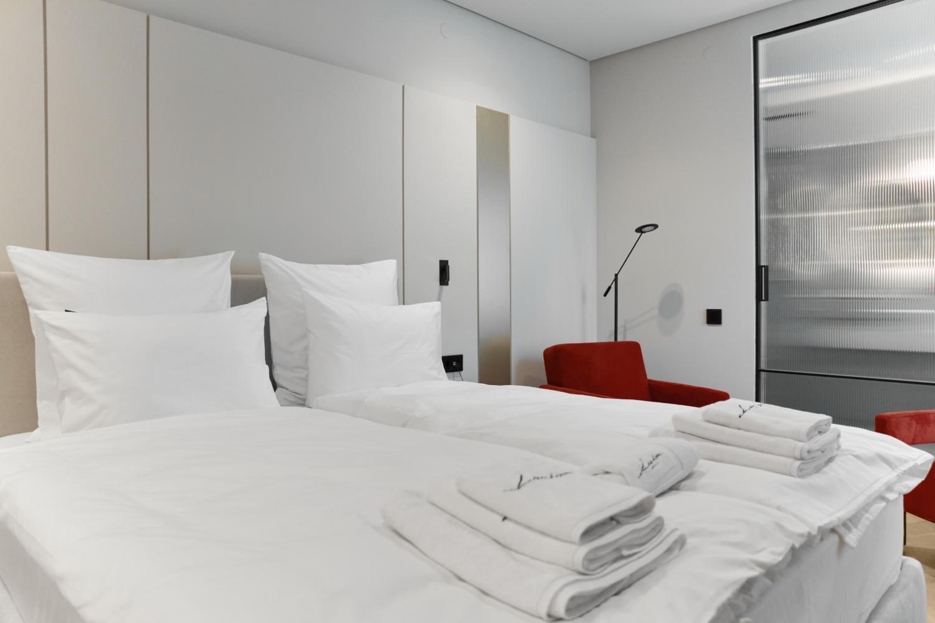 Junior Suite with Garden View photo 3