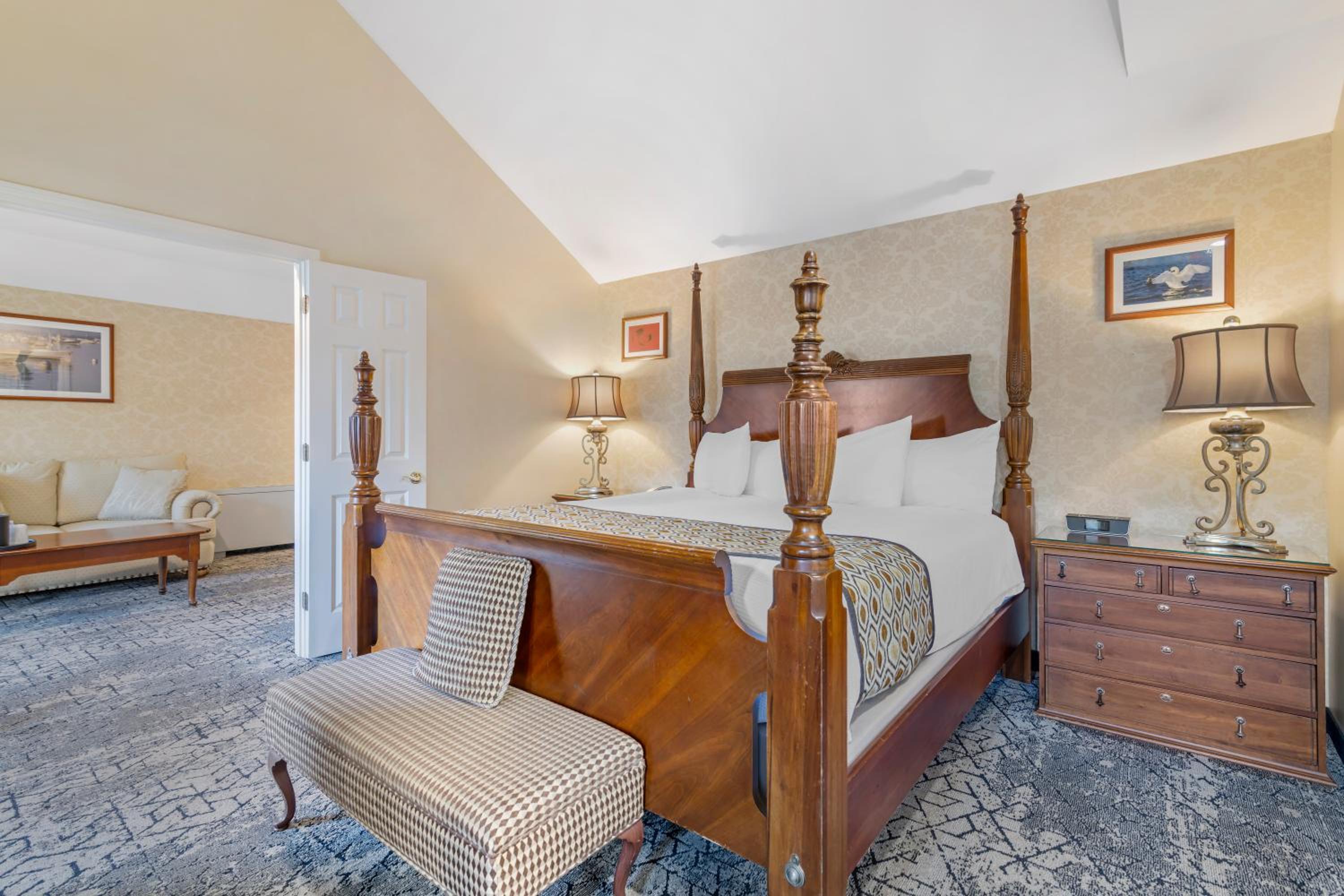 Meadowmere Signature Grand Suite