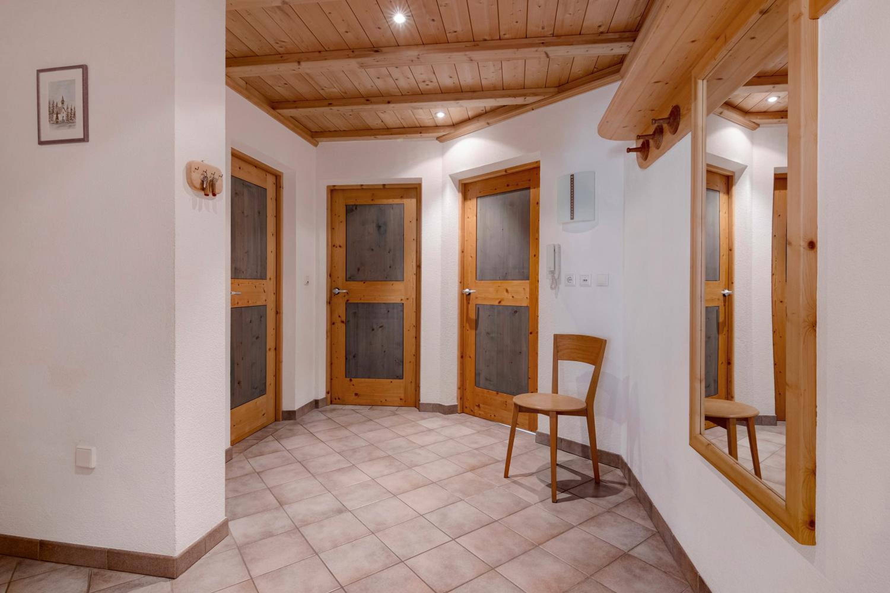 Two-Bedroom Deluxe Apartment with Garden View photo 1