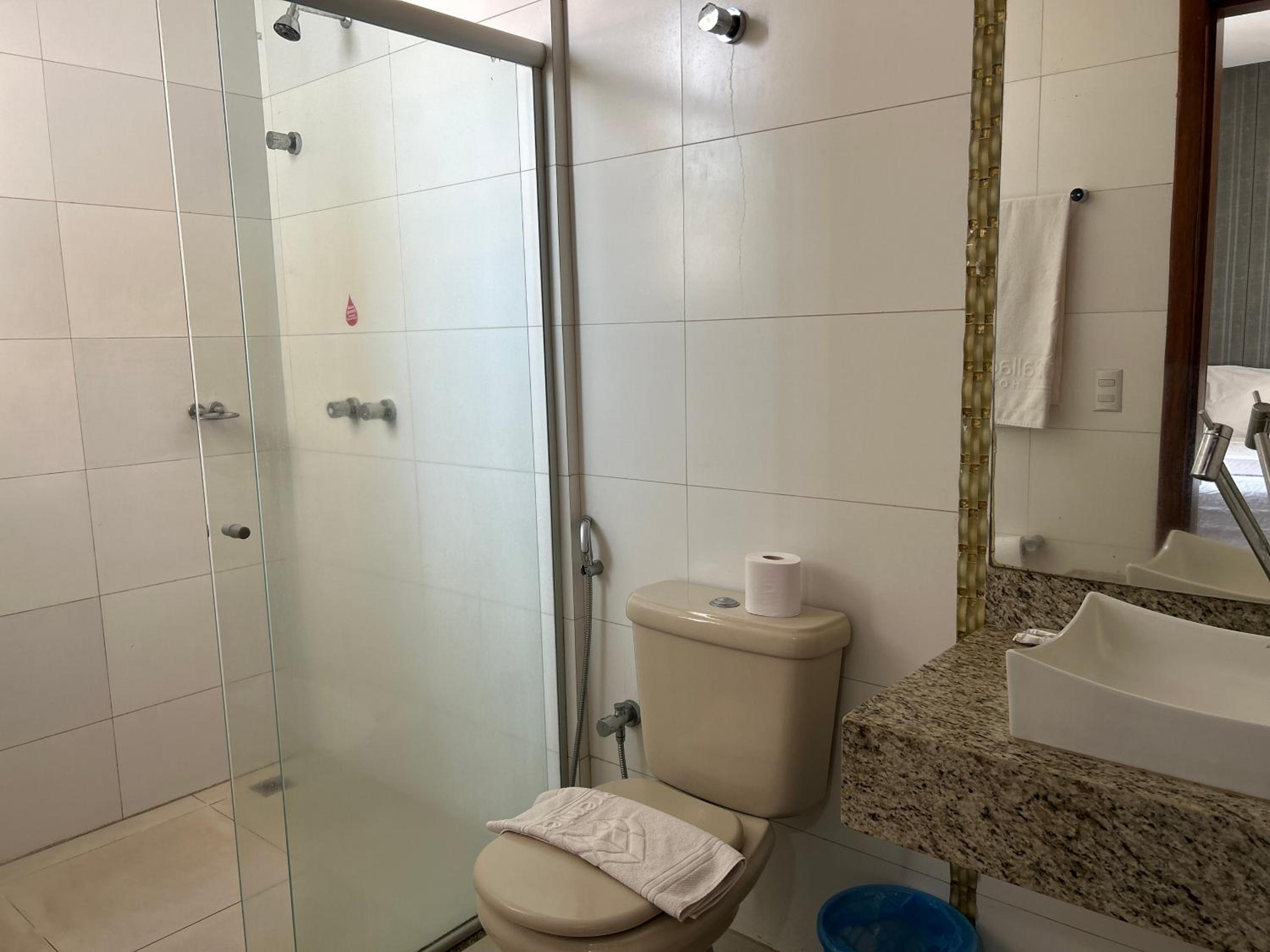 Double Room - Photo 4