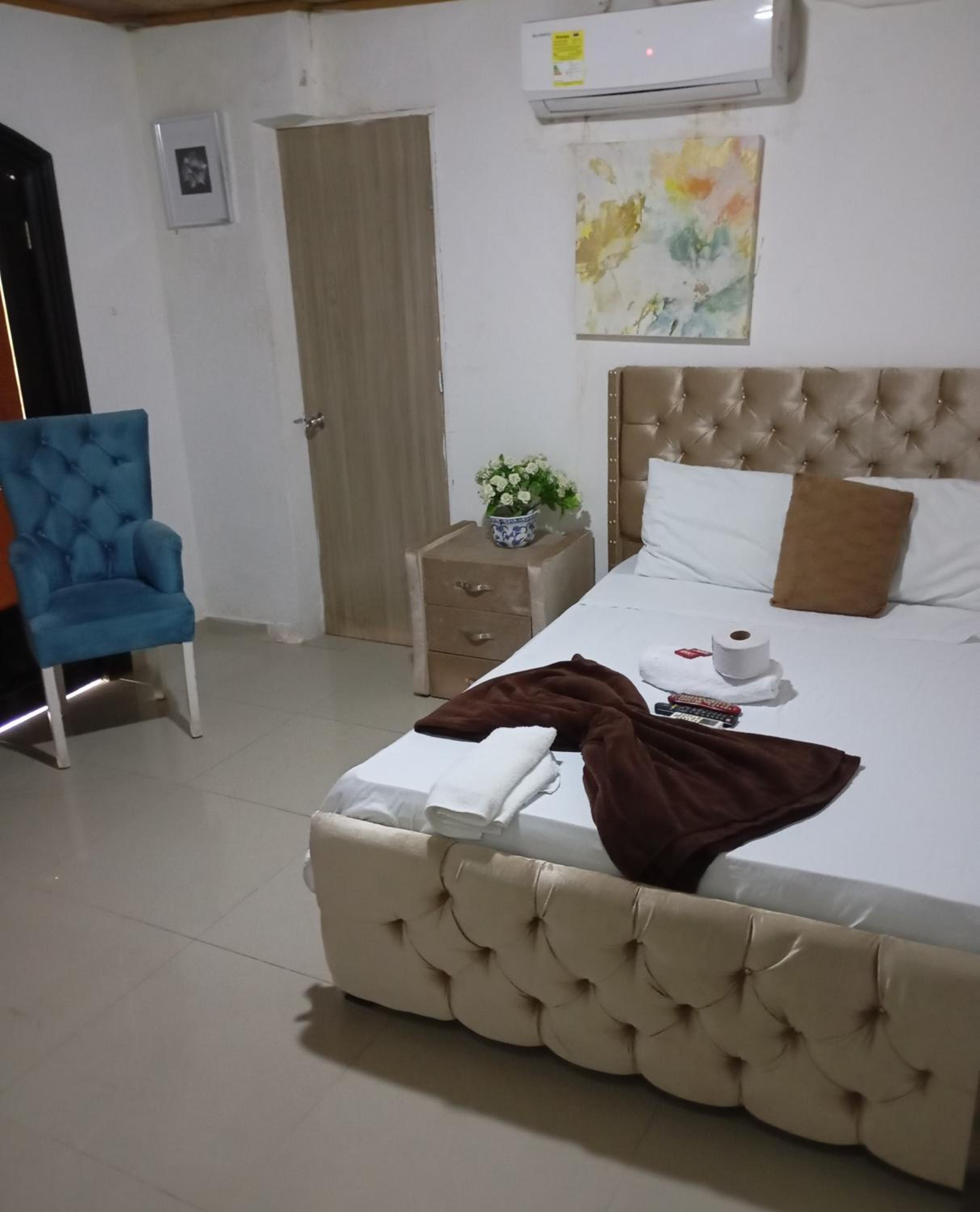 Economy Double Room photo 2