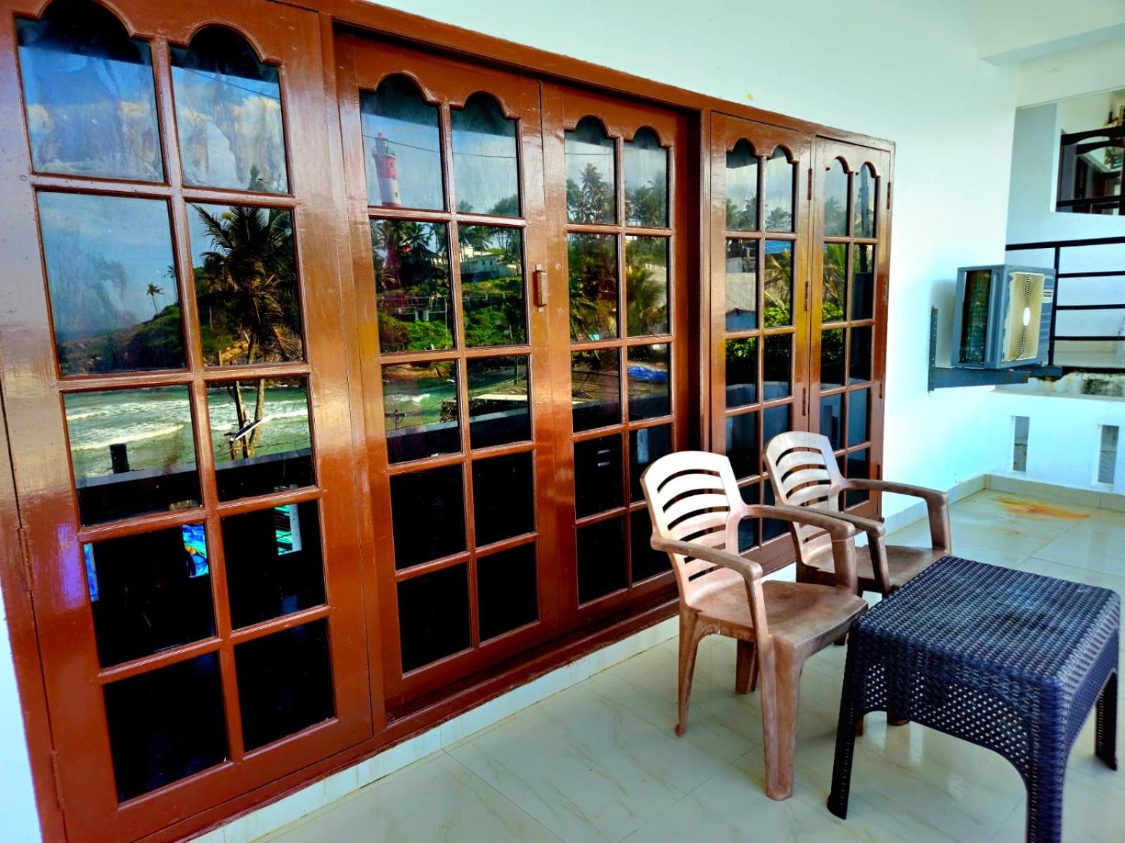 King Suite with Sea View - Photo 4