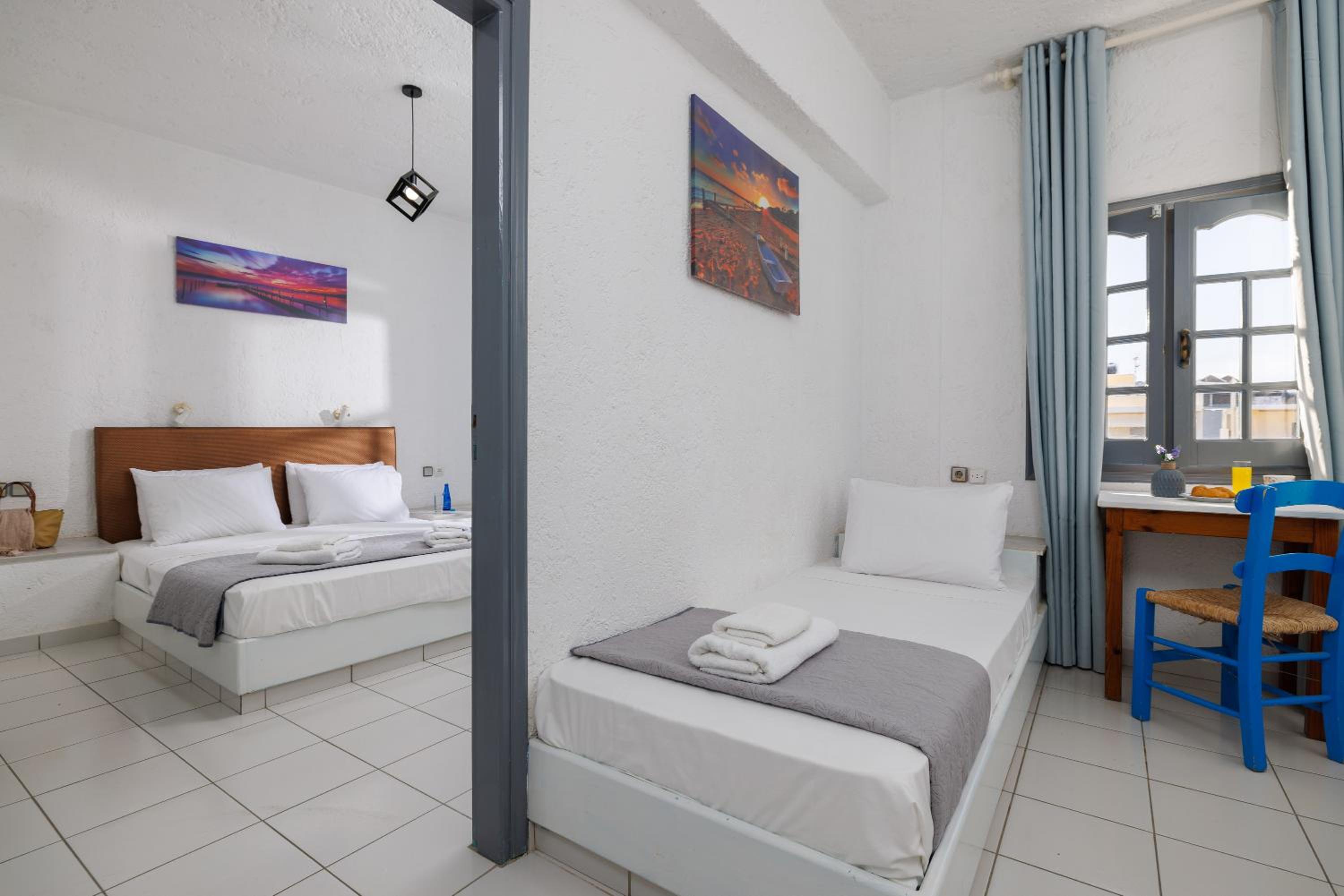 Triple Room with Terrace