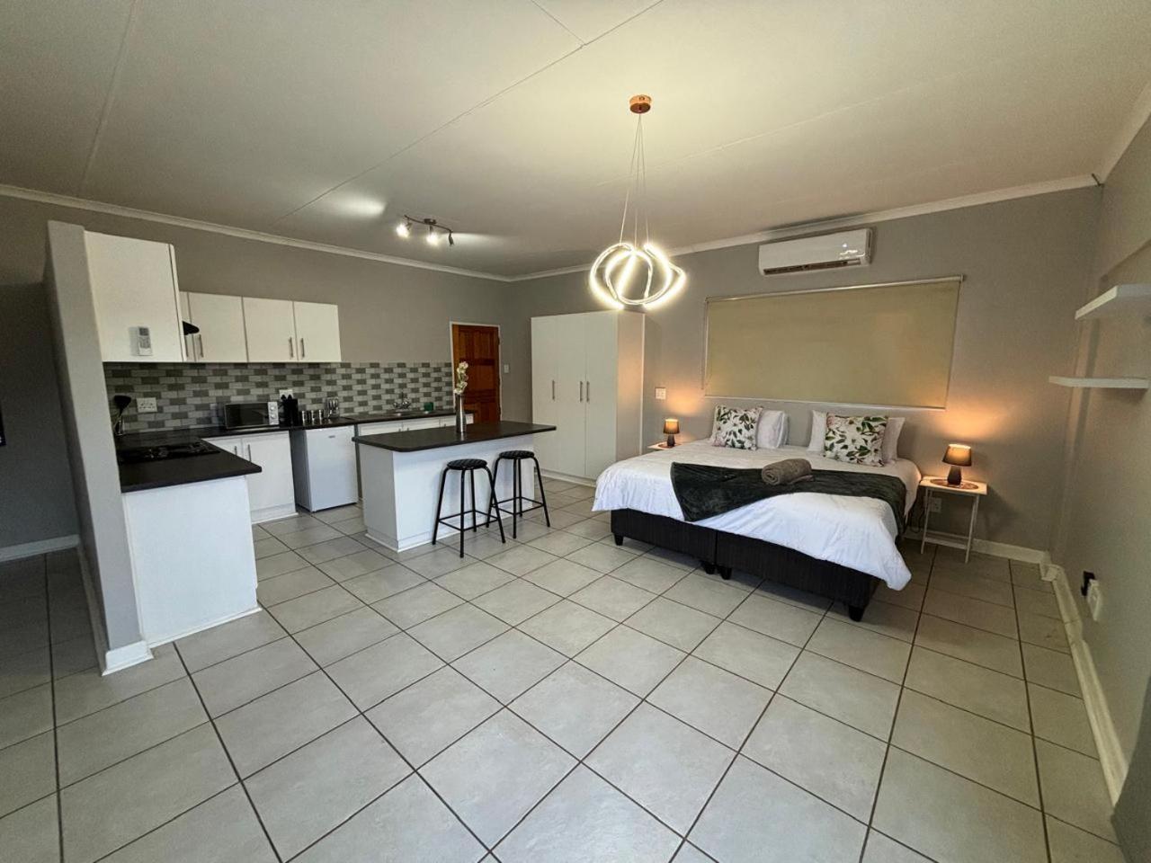 Deluxe Apartment photo 1