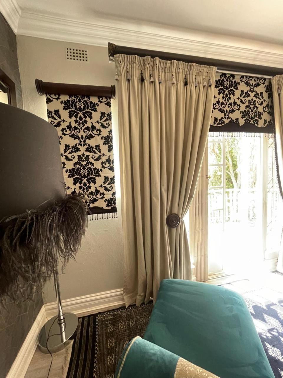 King Room with Balcony photo 3