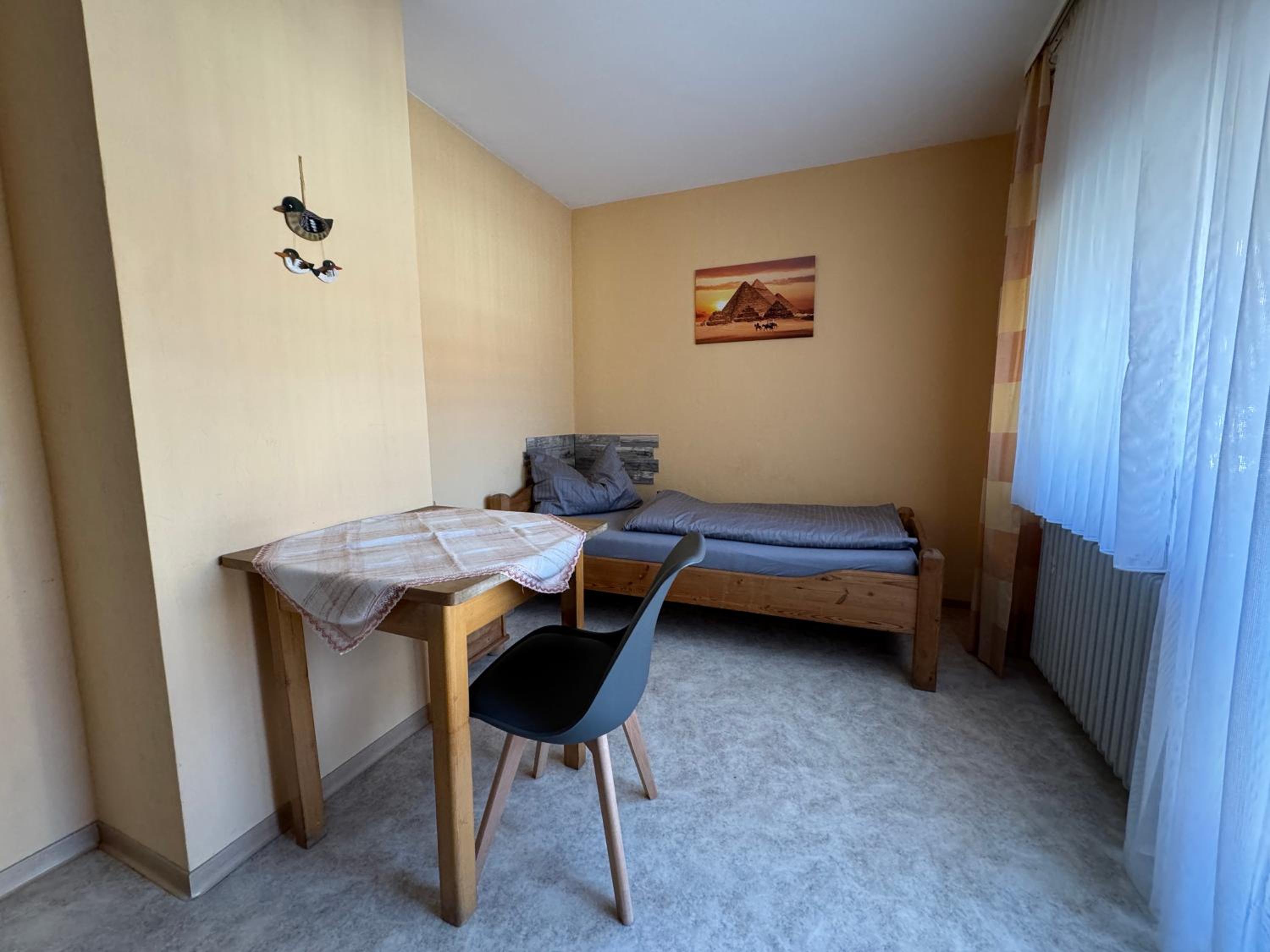 Single Room with Bathroom photo 1